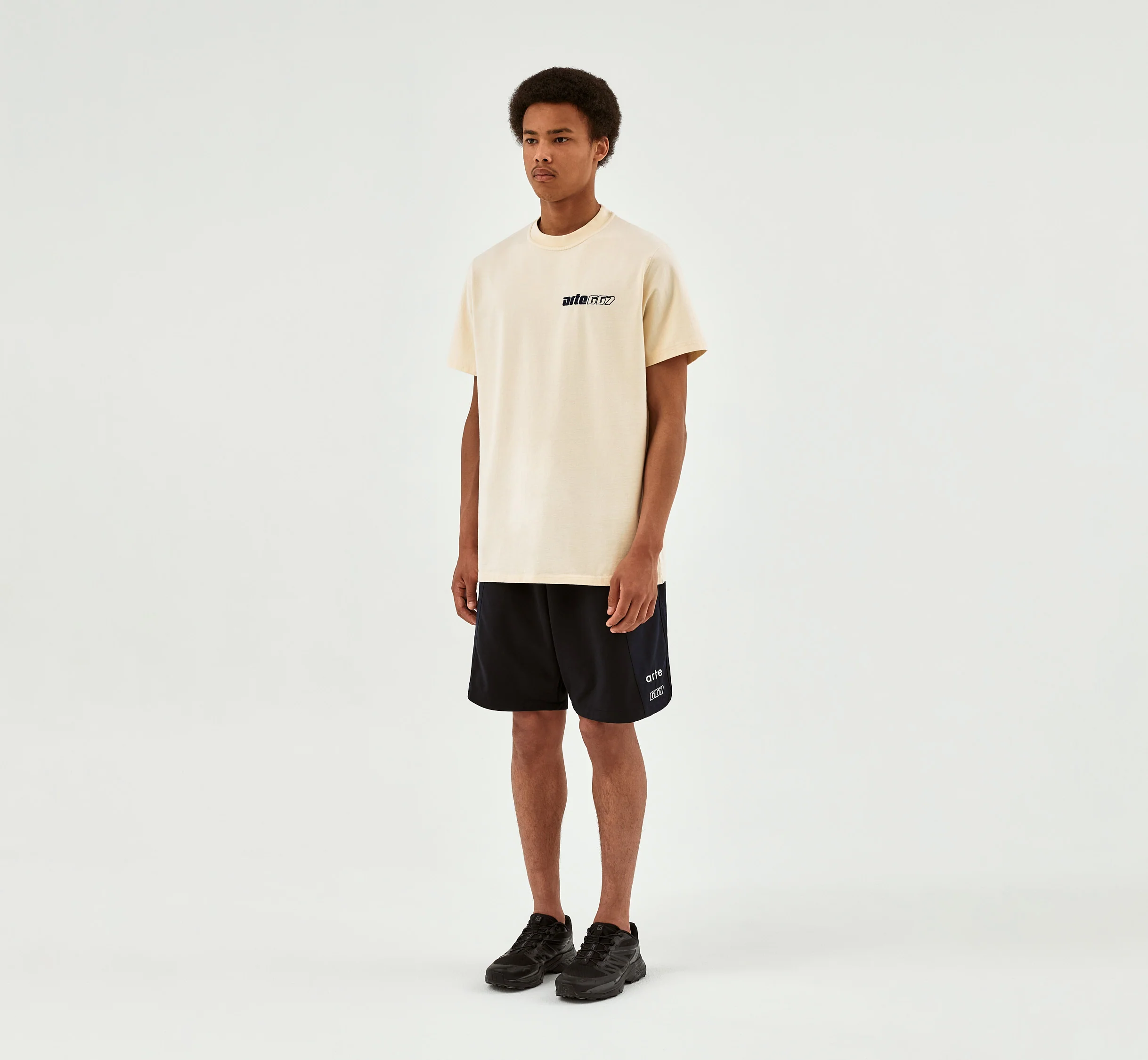 667 T-shirt - Cream - Image 4