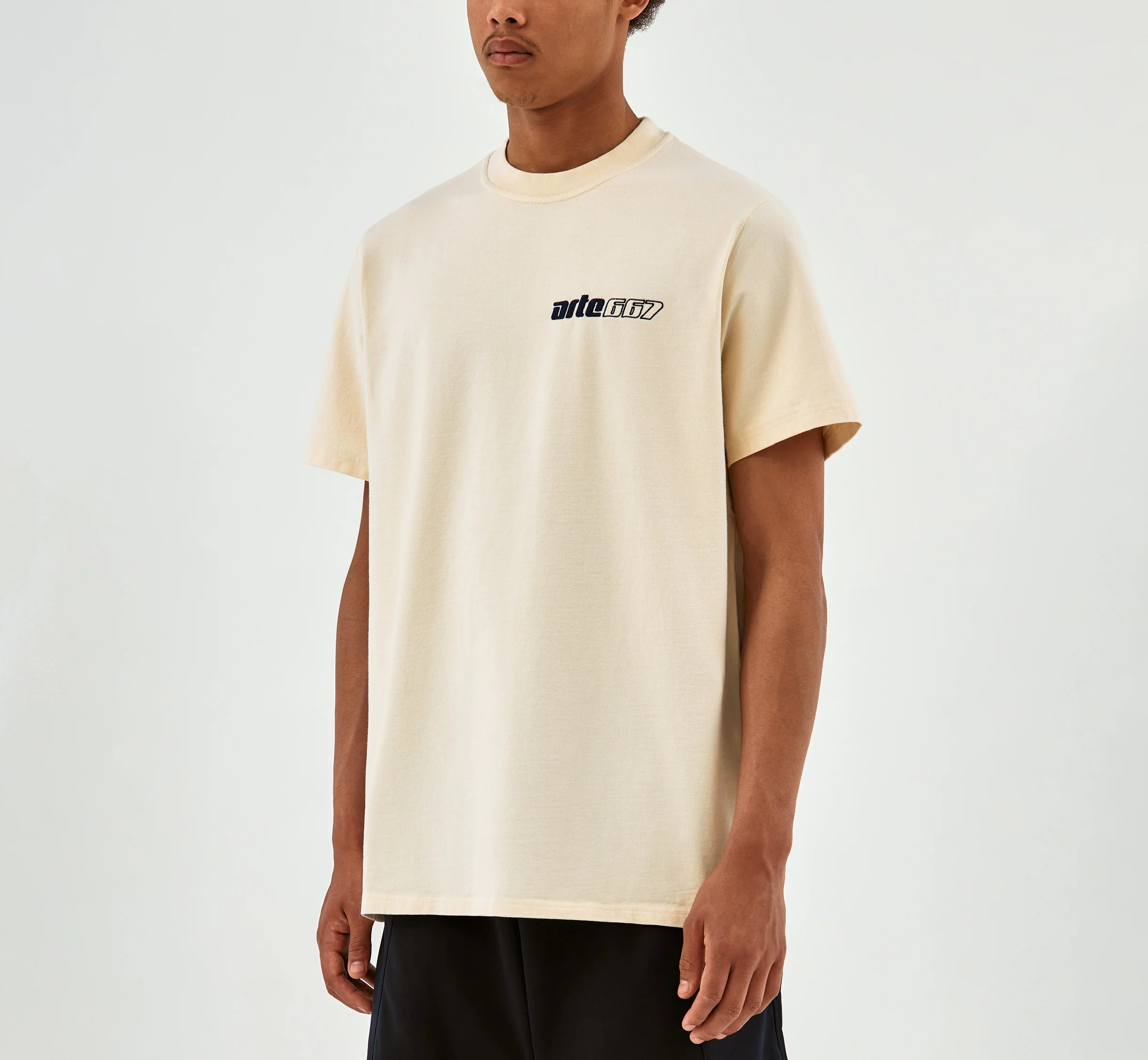 667 T-shirt - Cream - Image 6