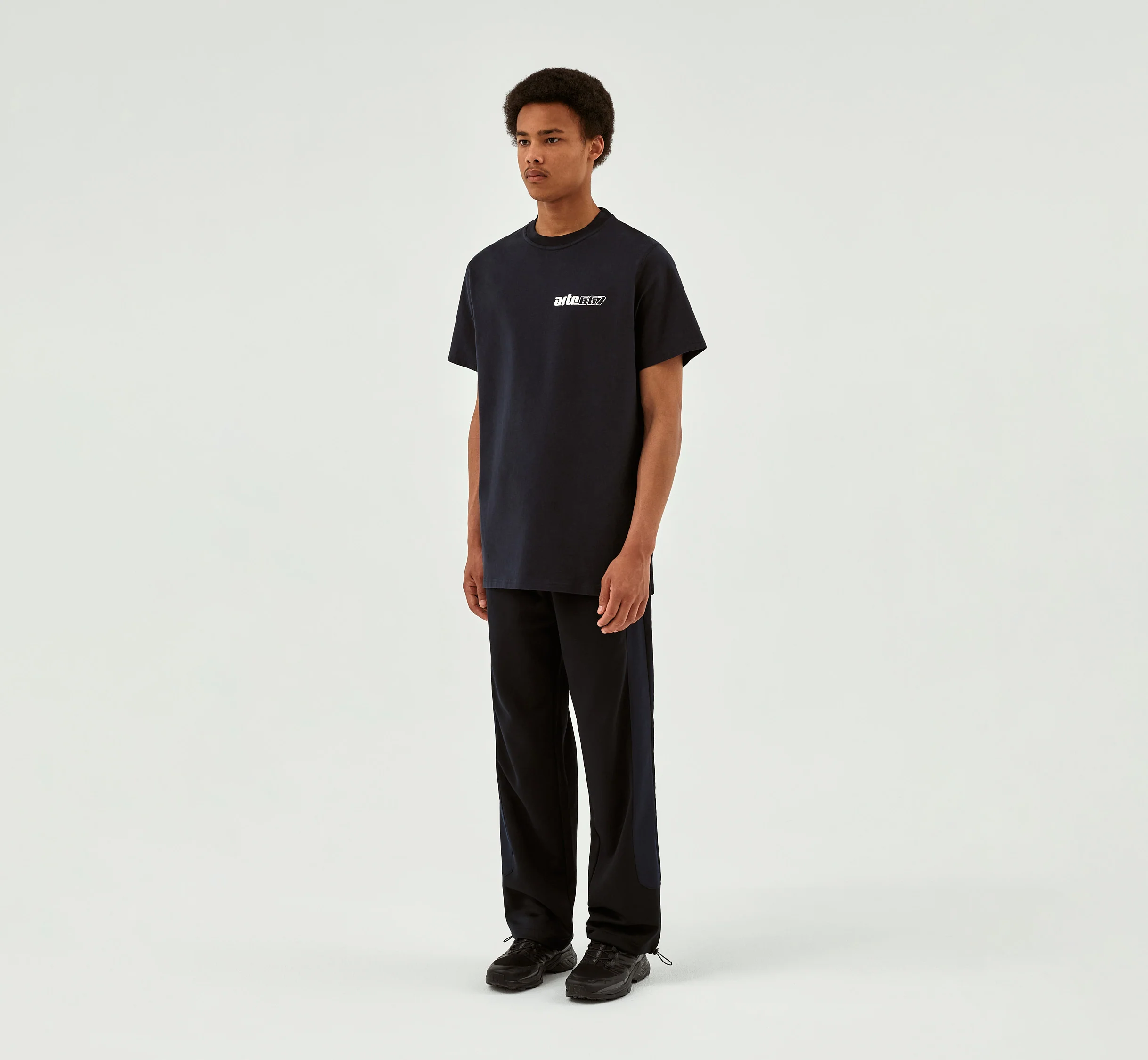 667 T-shirt - Navy - Image 4