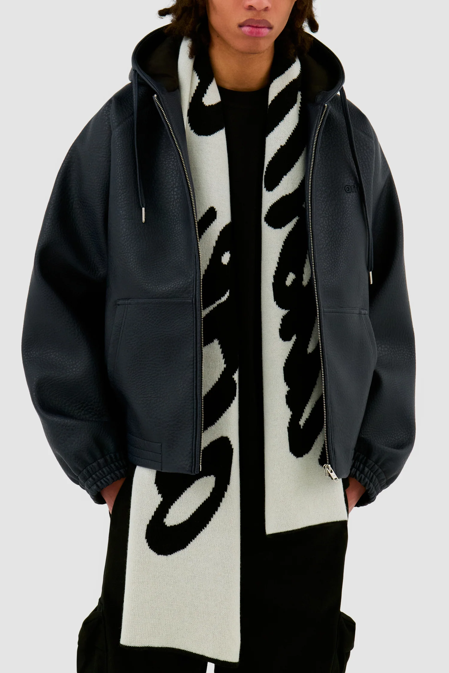 Antwerp Scarf - Black - Image 5