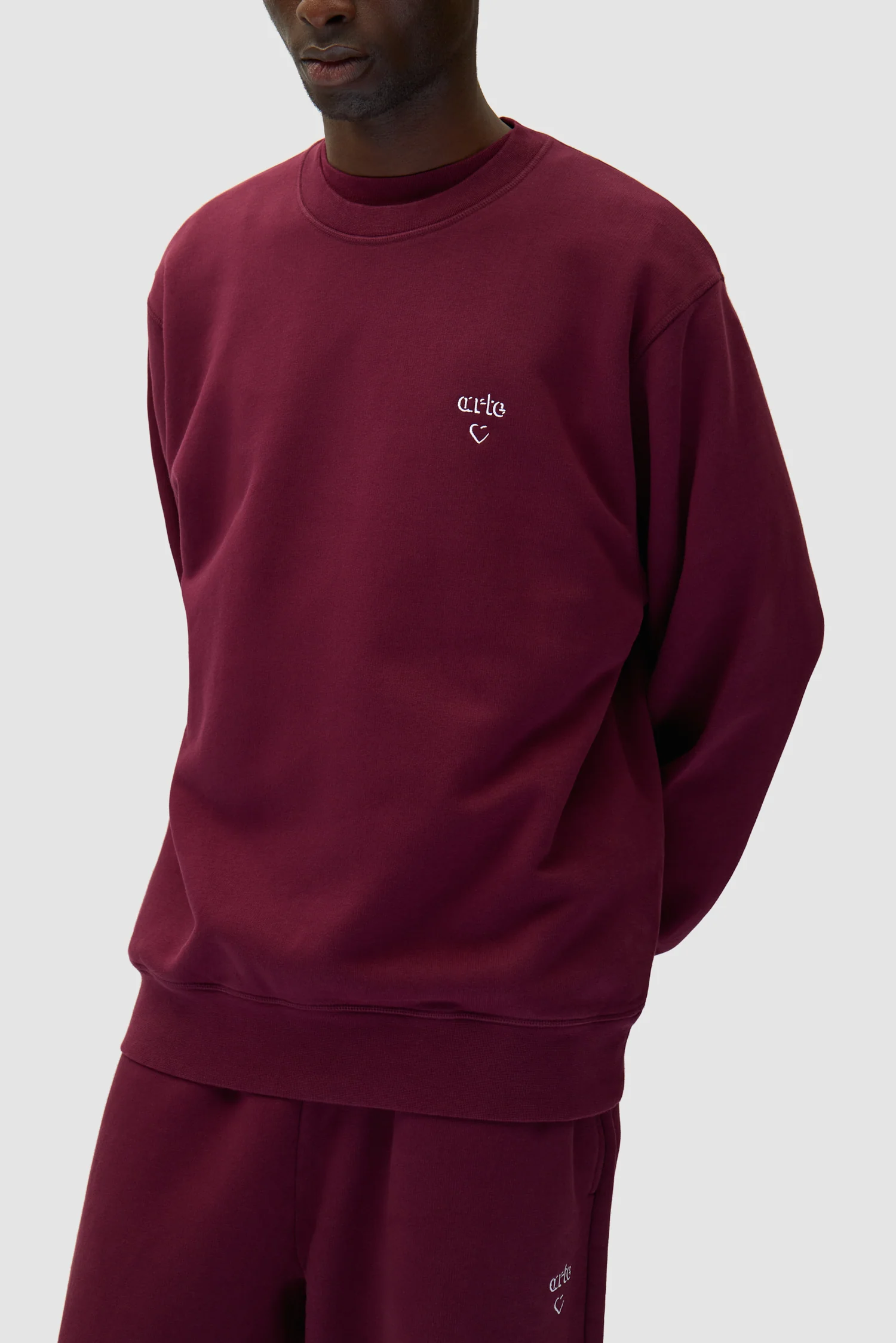Arte Heart Crewneck - Bordeaux - Image 7