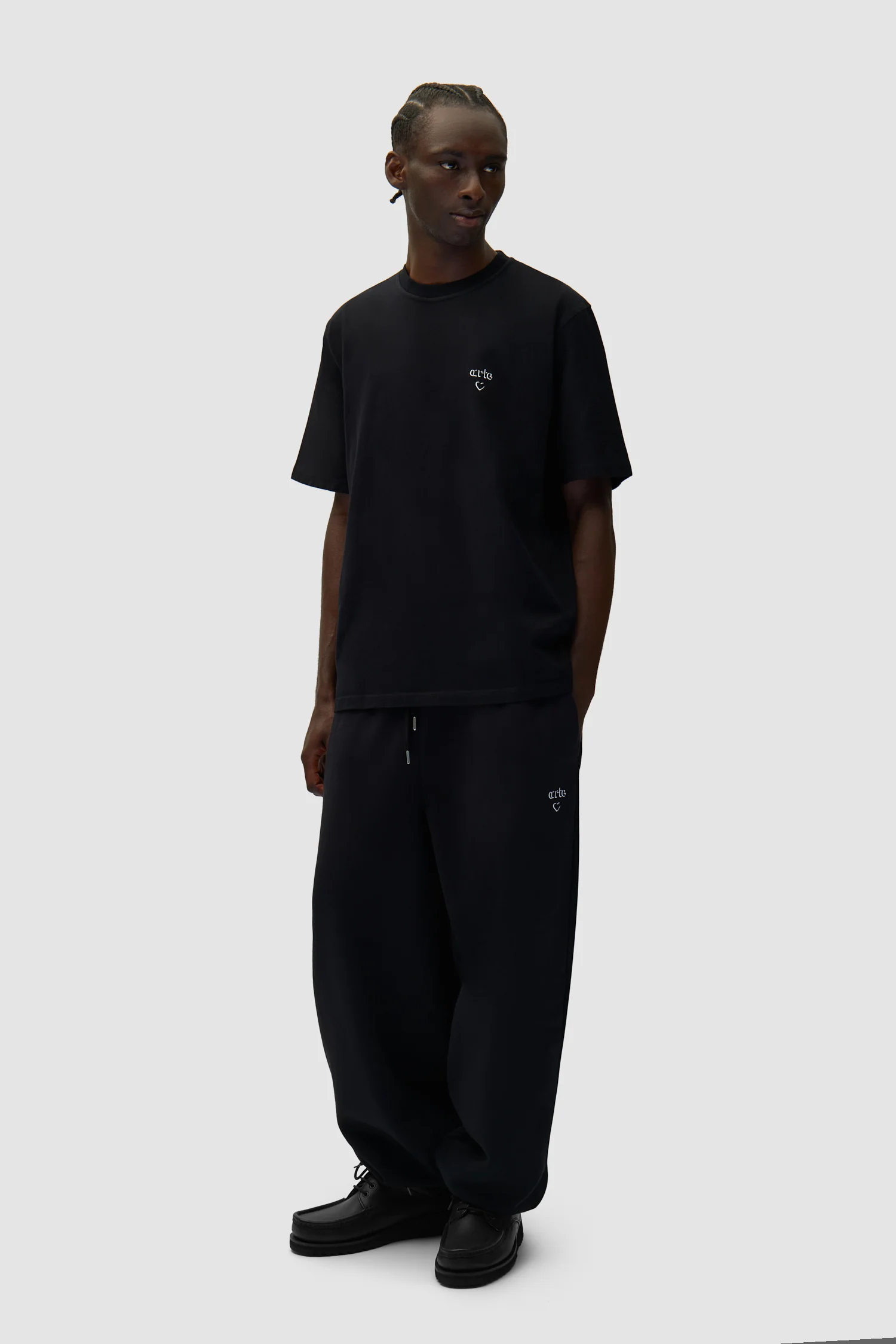 Arte Heart T-shirt - Black - Image 4