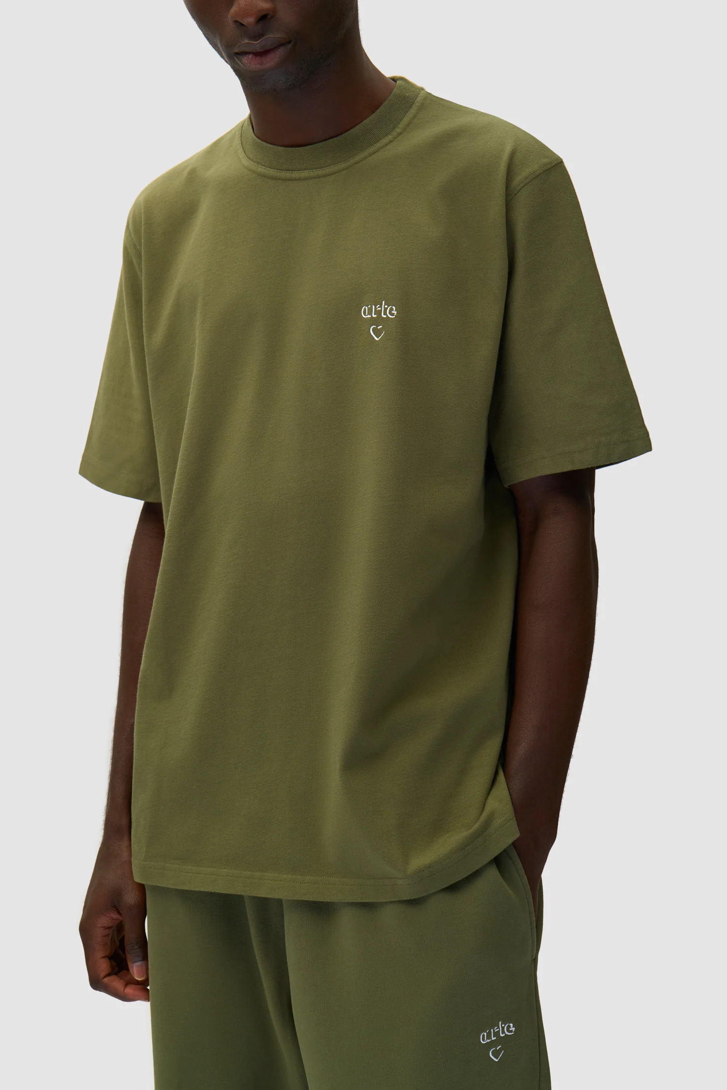 Arte Heart T-shirt - Green - Image 7