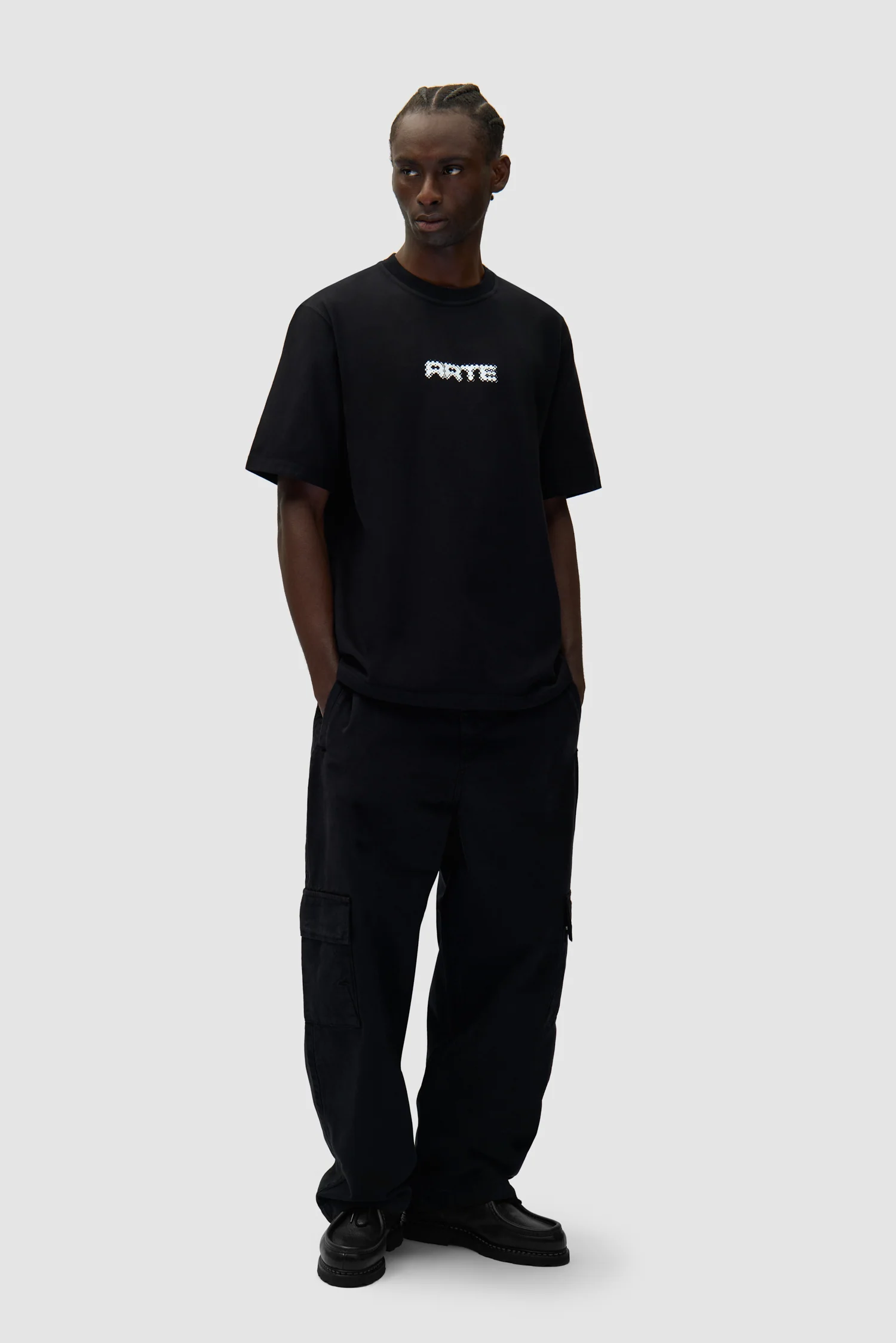 Arte Pixel T-shirt - Black - Image 4