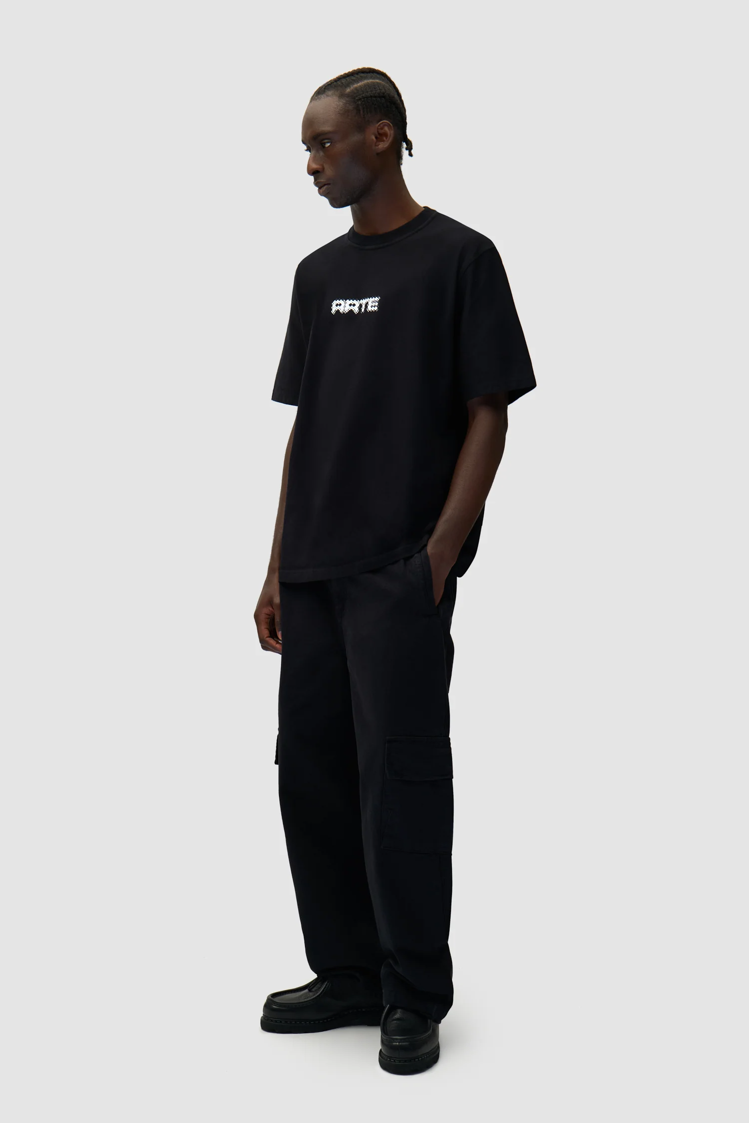 Arte Pixel T-shirt - Black - Image 5