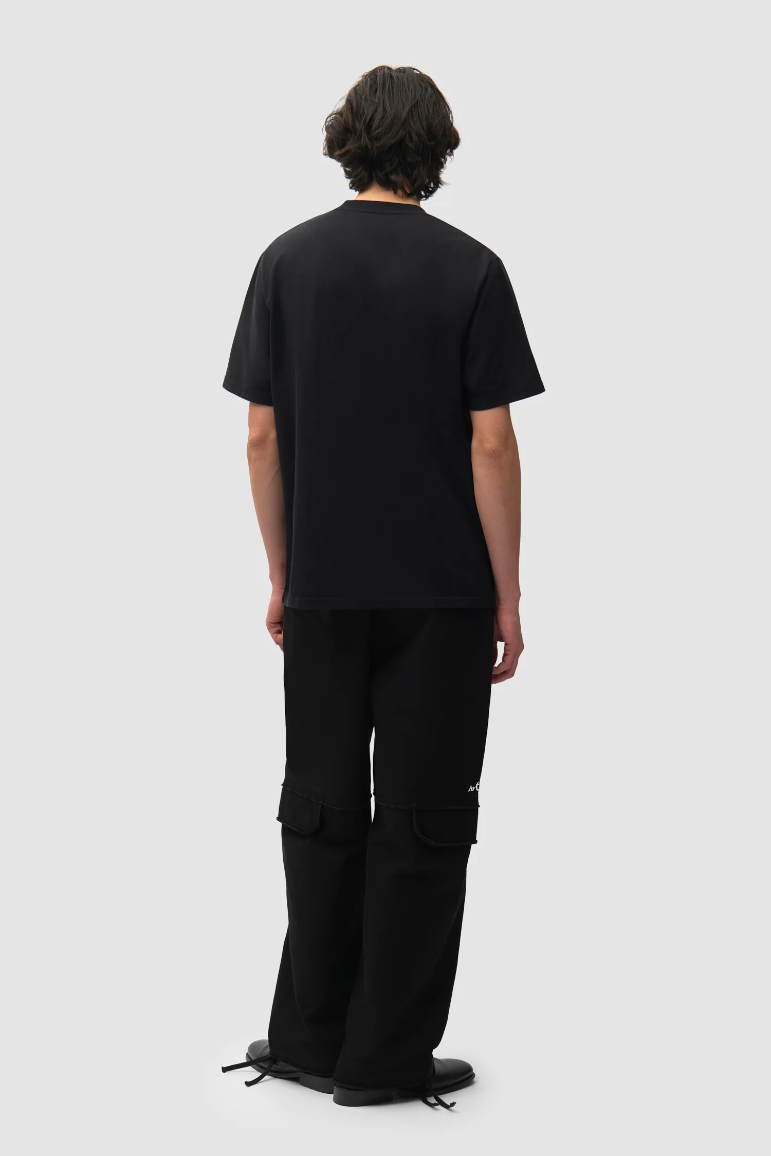 Arte/Seoul T-shirt - Black - Image 6