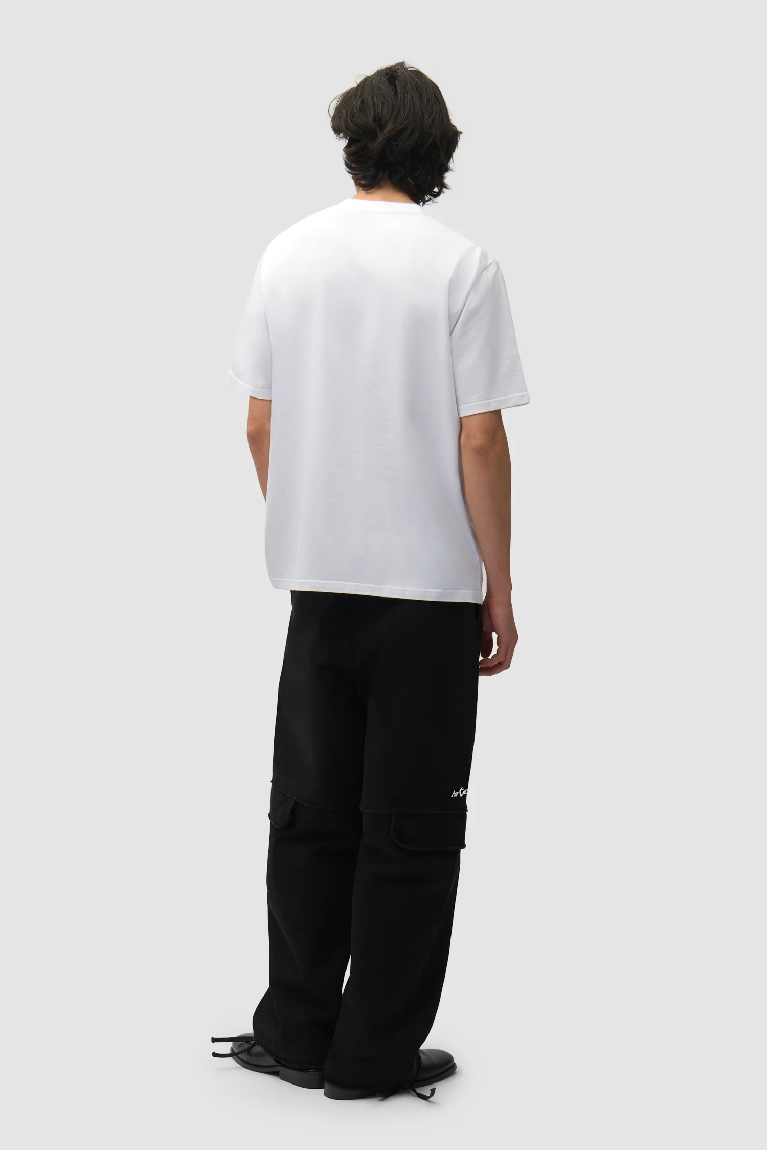 Arte/Seoul T-shirt - White - Image 6