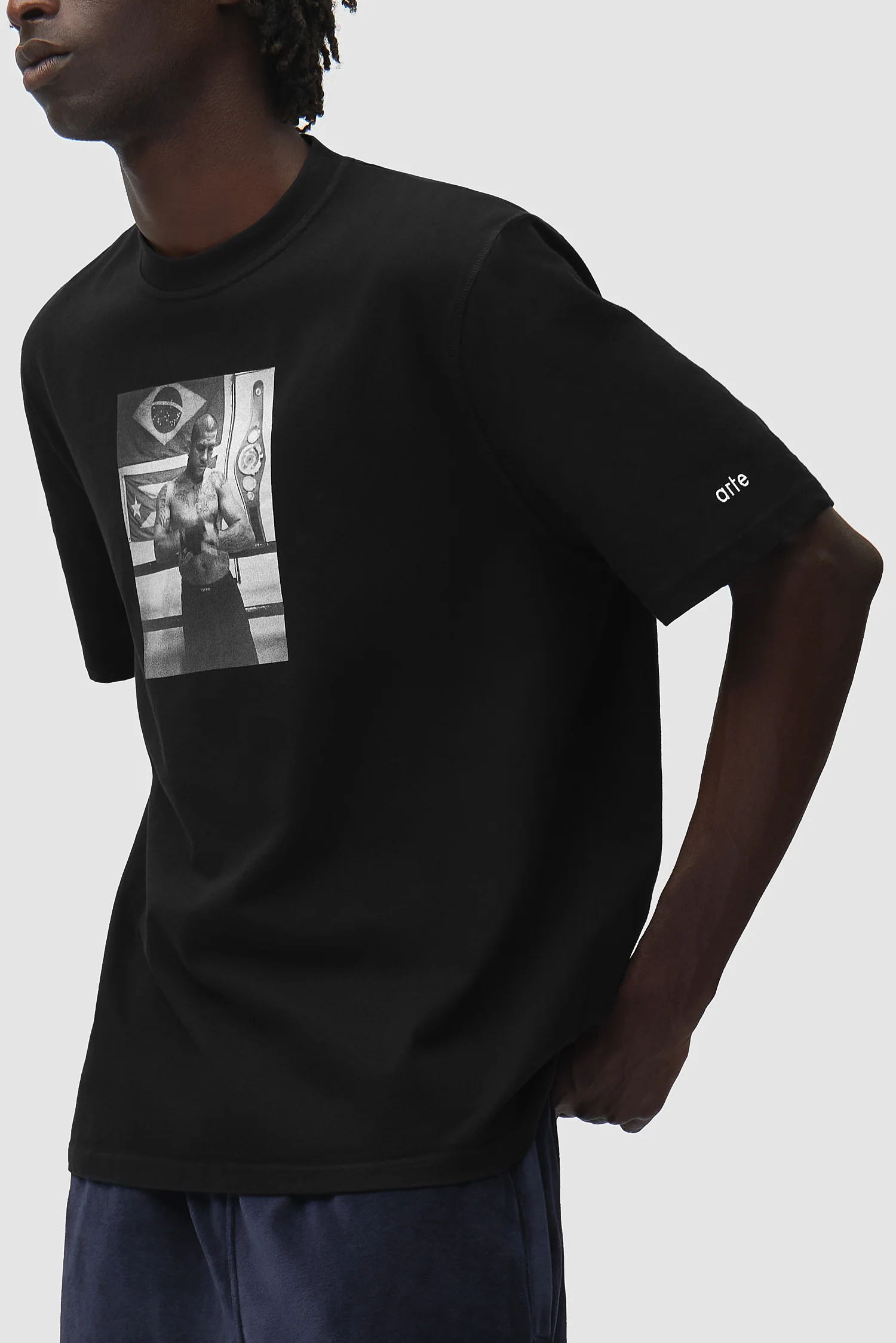 Arte x Poatan T-Shirt - Black - Image 6