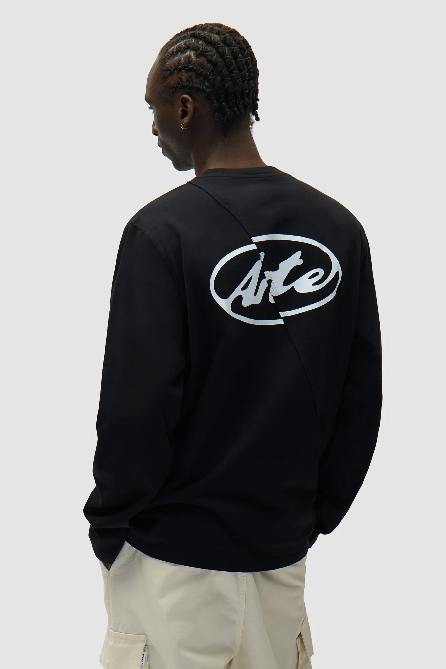 Back Circle Logo Longsleeve - Black - Image 2