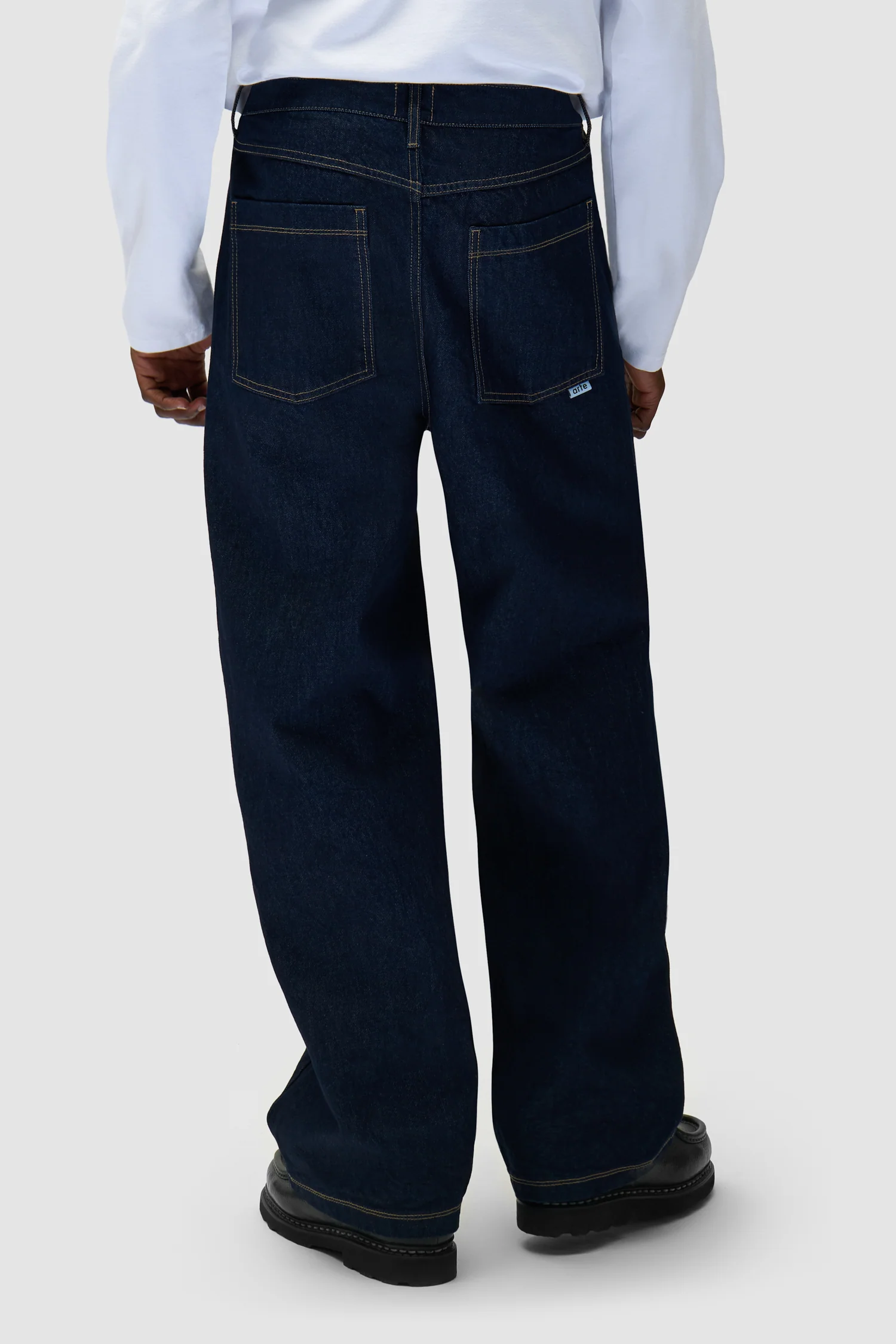 Basic Jeans Pants - Raw Denim - Image 4