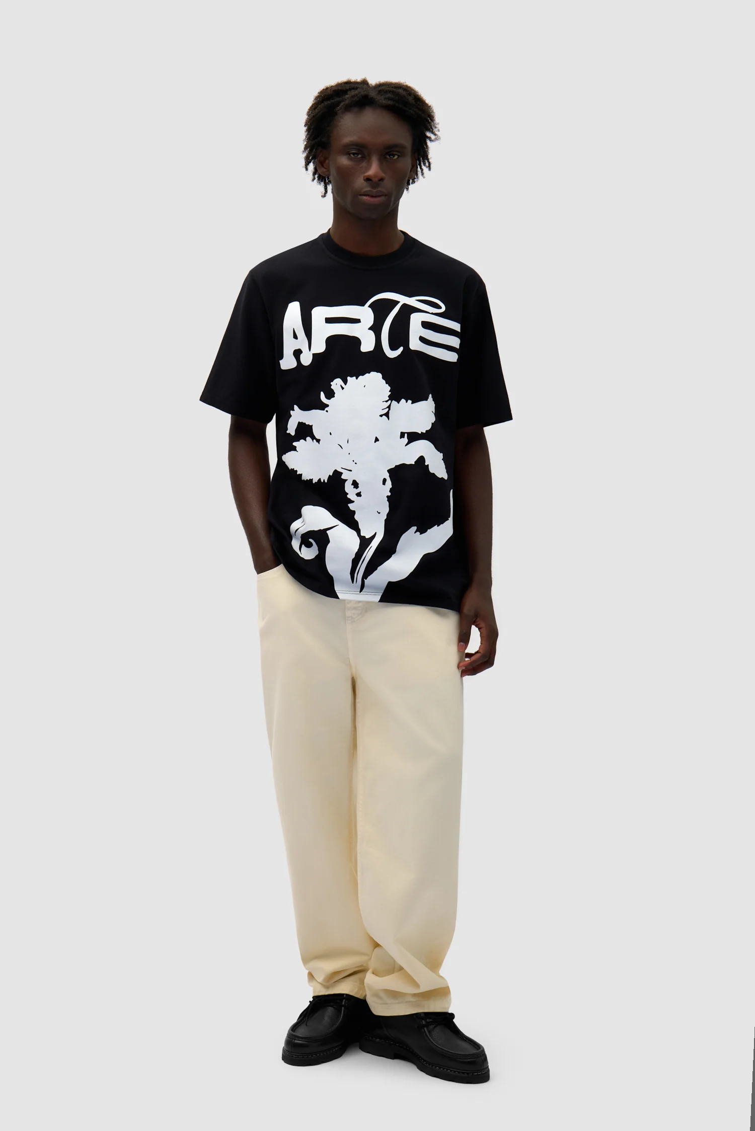 Big Flower T-shirt - Black - Image 4