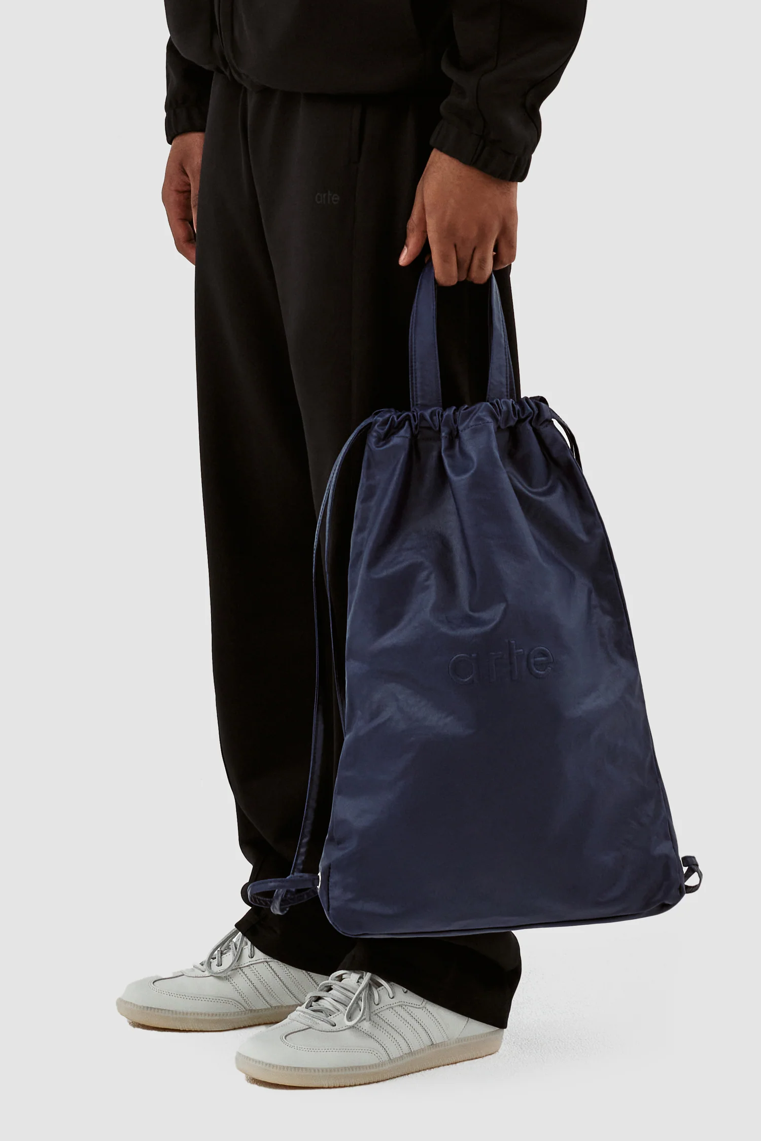 Biles Bag - Navy - Image 4