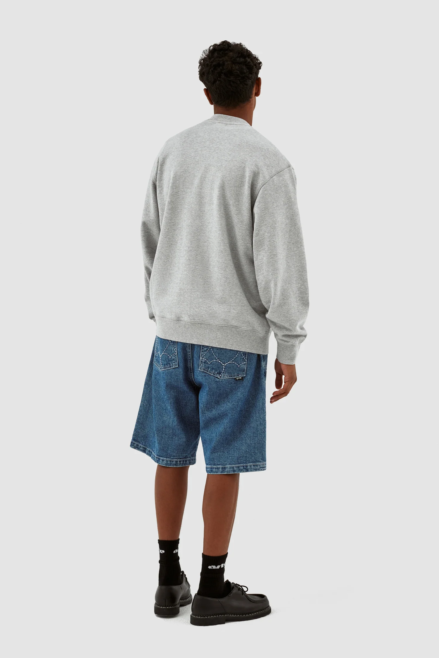 Carlos Arte Crewneck - Grey - Image 6