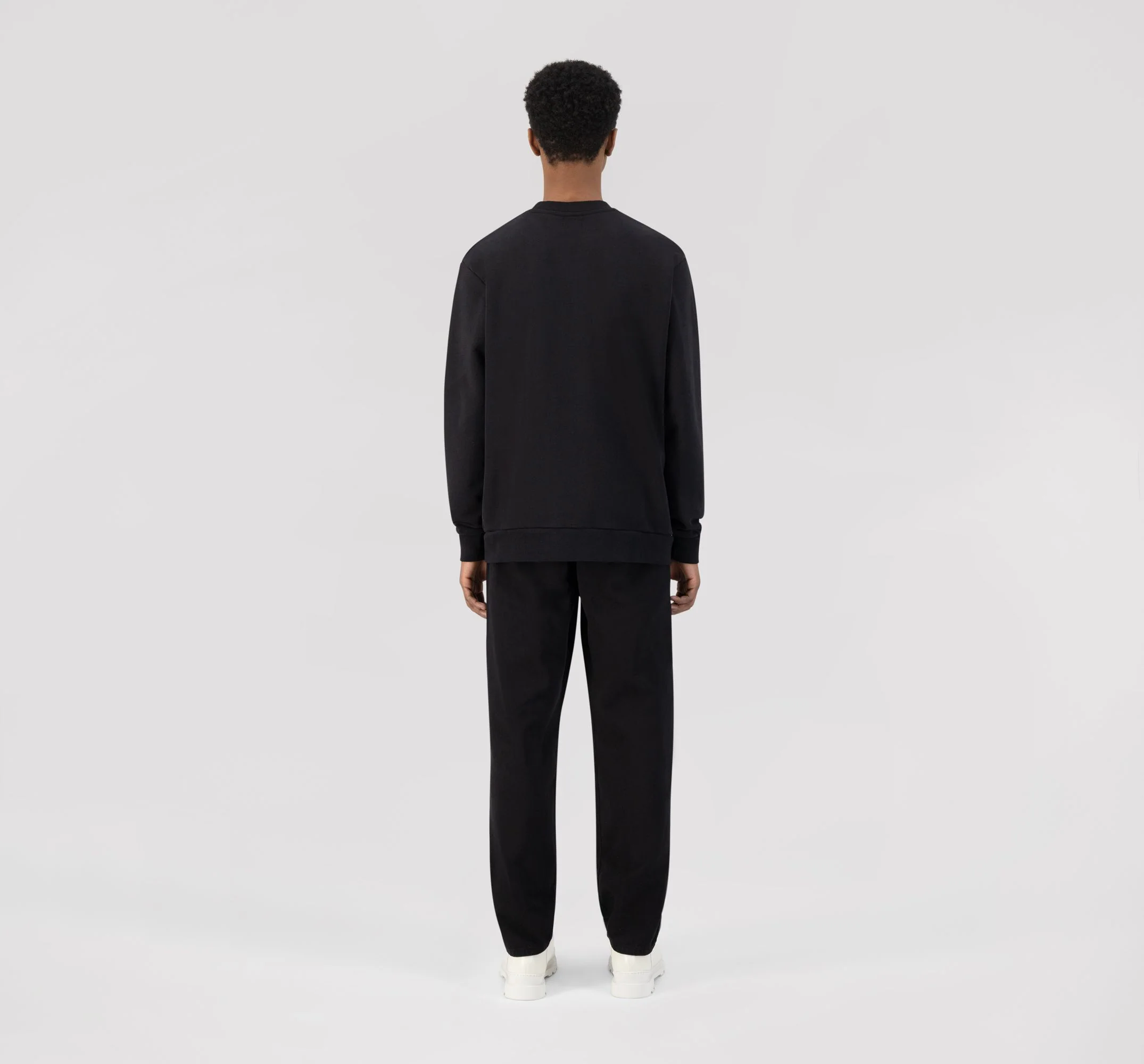 Castel Sweater - Black - Image 4