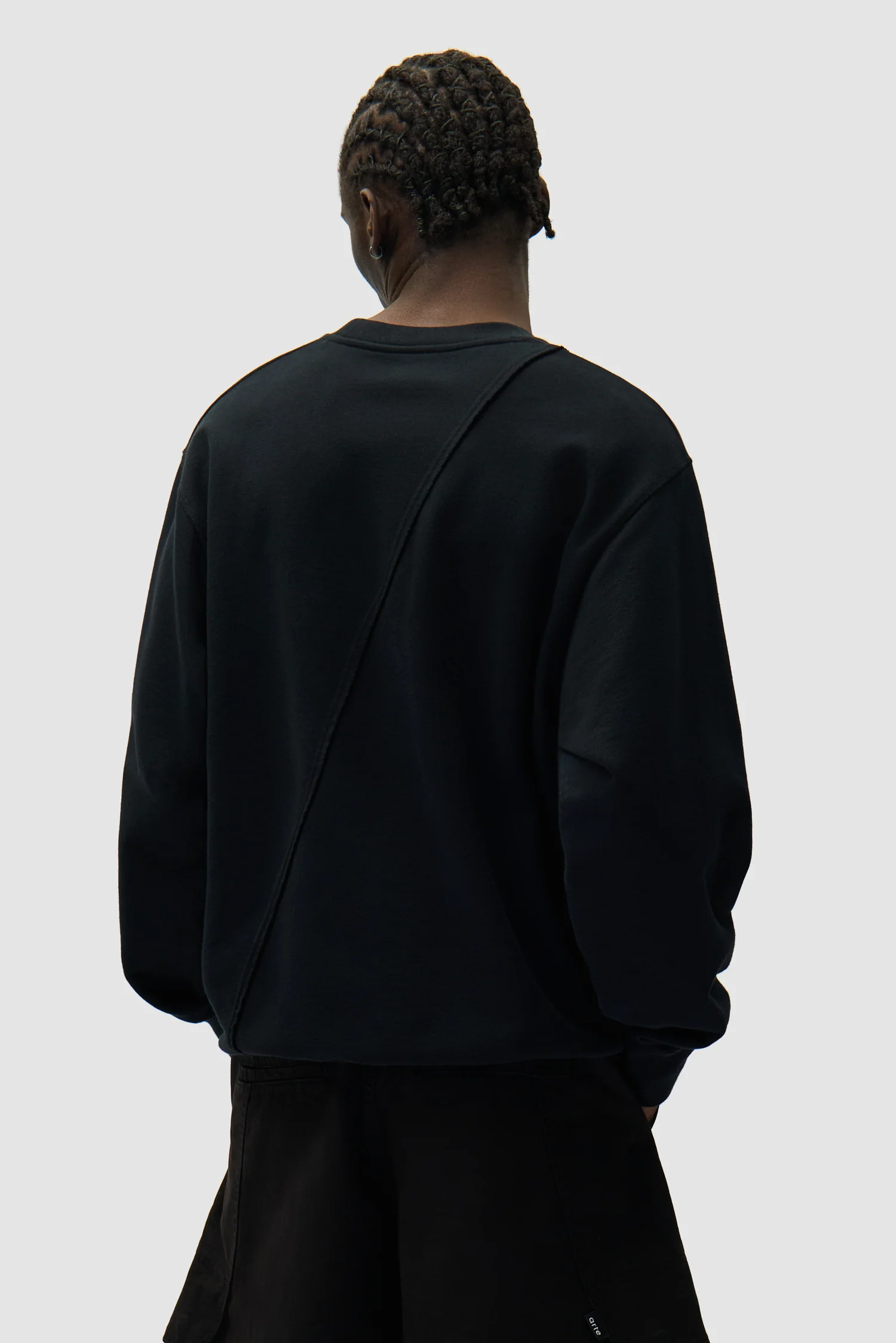 Circle Logo Embroidery Sweater - Black - Image 3