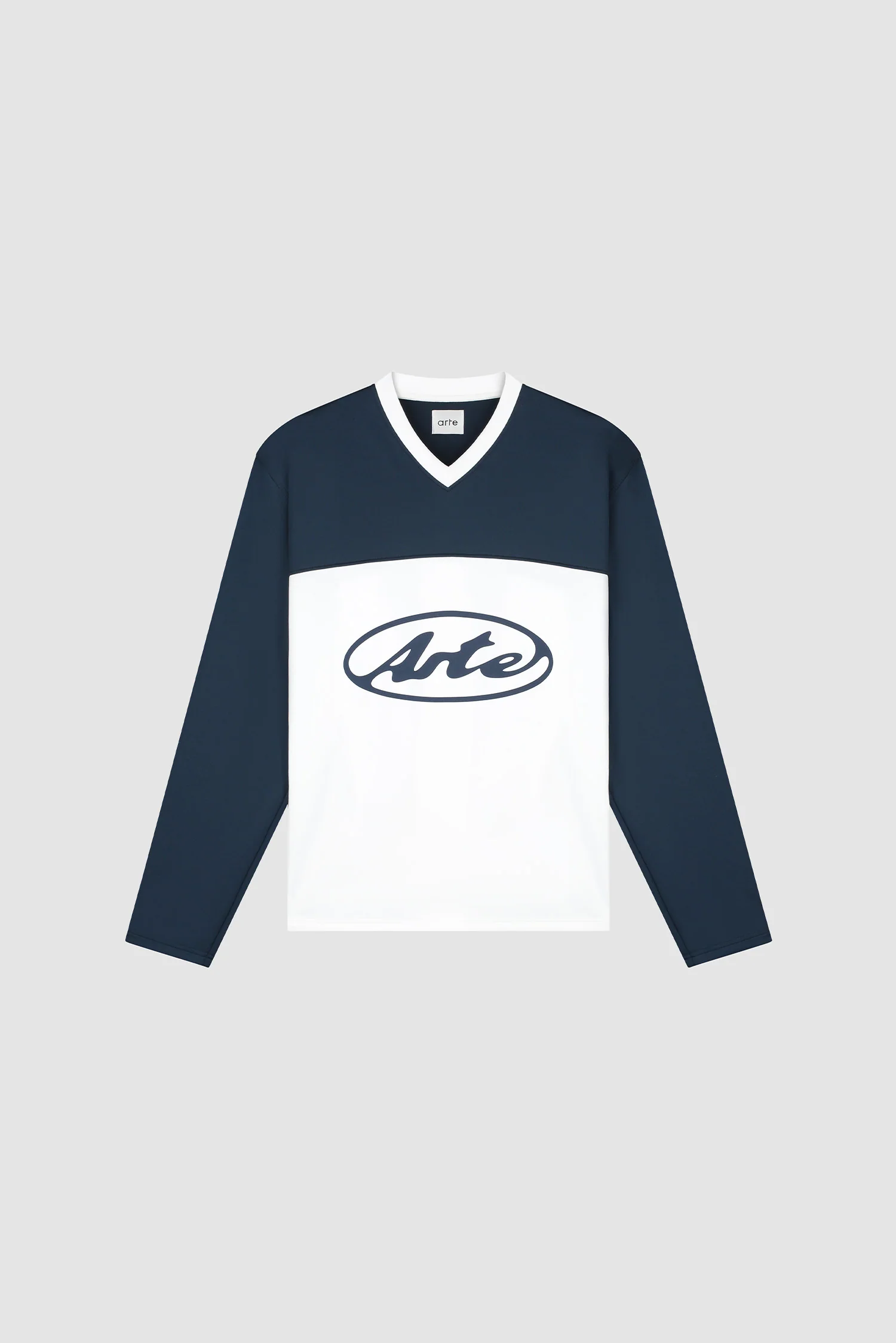 Circle Logo Longsleeve - White/Navy - Image 9