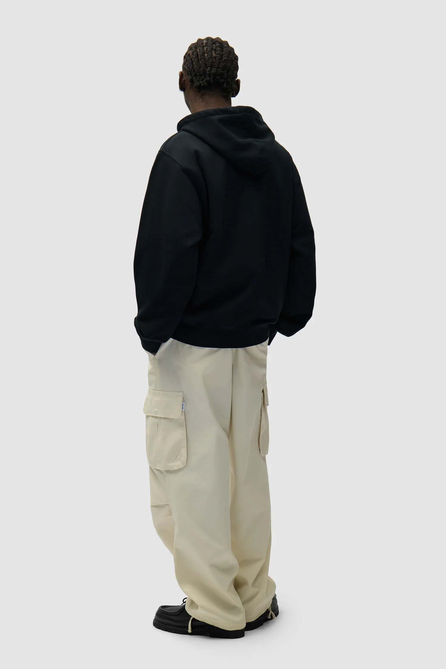Circle Logo Zip Hoodie - Black - Image 5