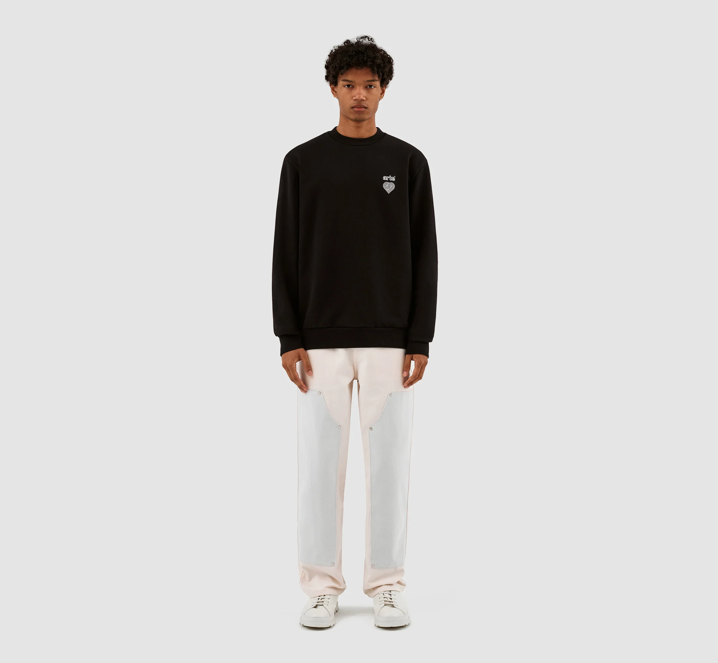 Conrad Heart Logo Crewneck - Black - Image 5