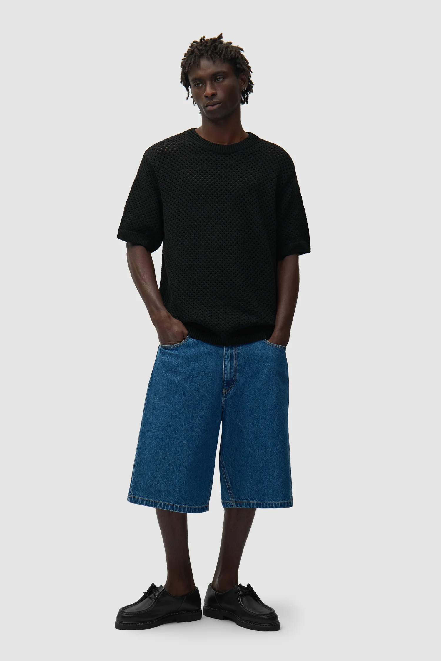 Crochet T-shirt - Black - Image 4