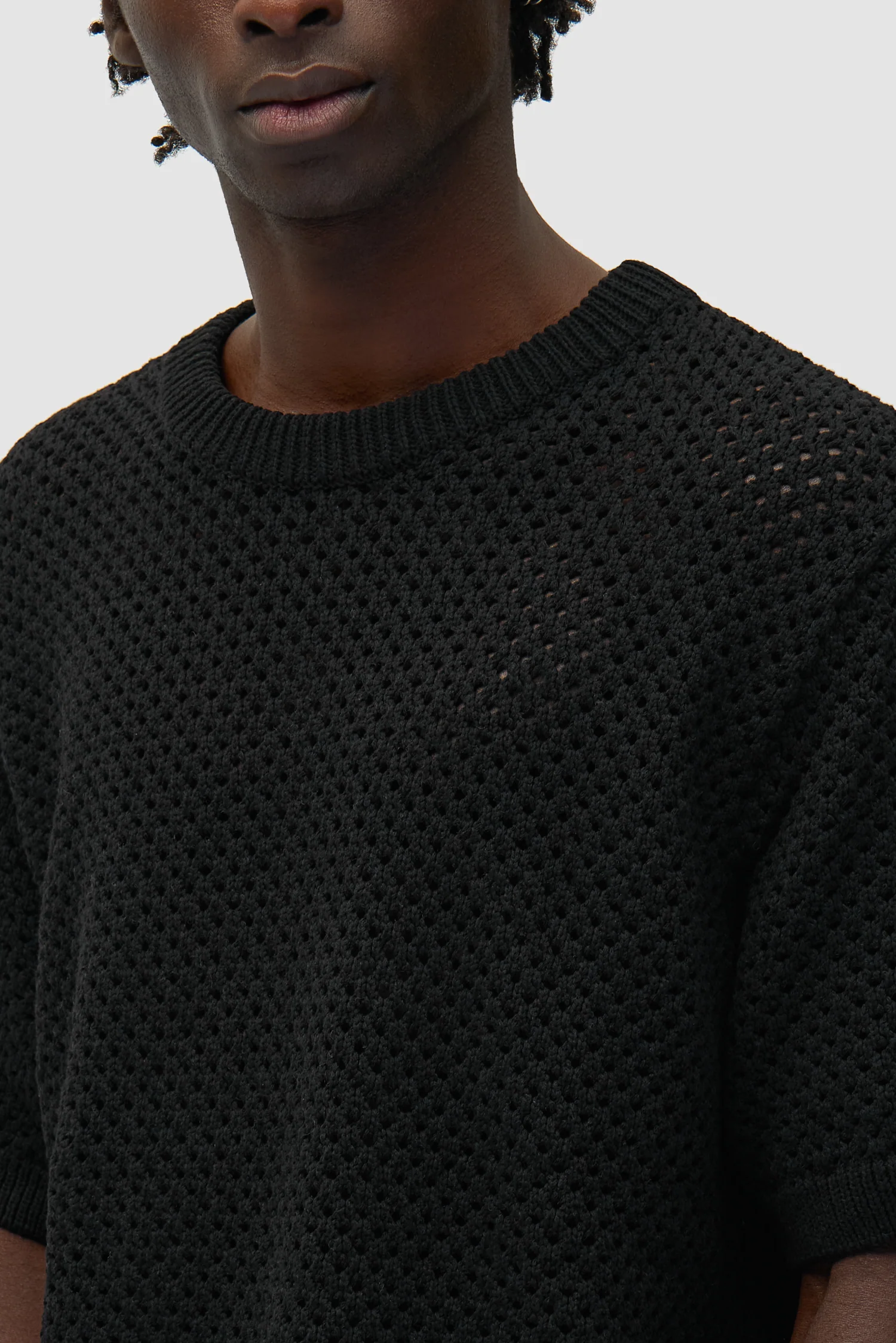 Crochet T-shirt - Black - Image 8