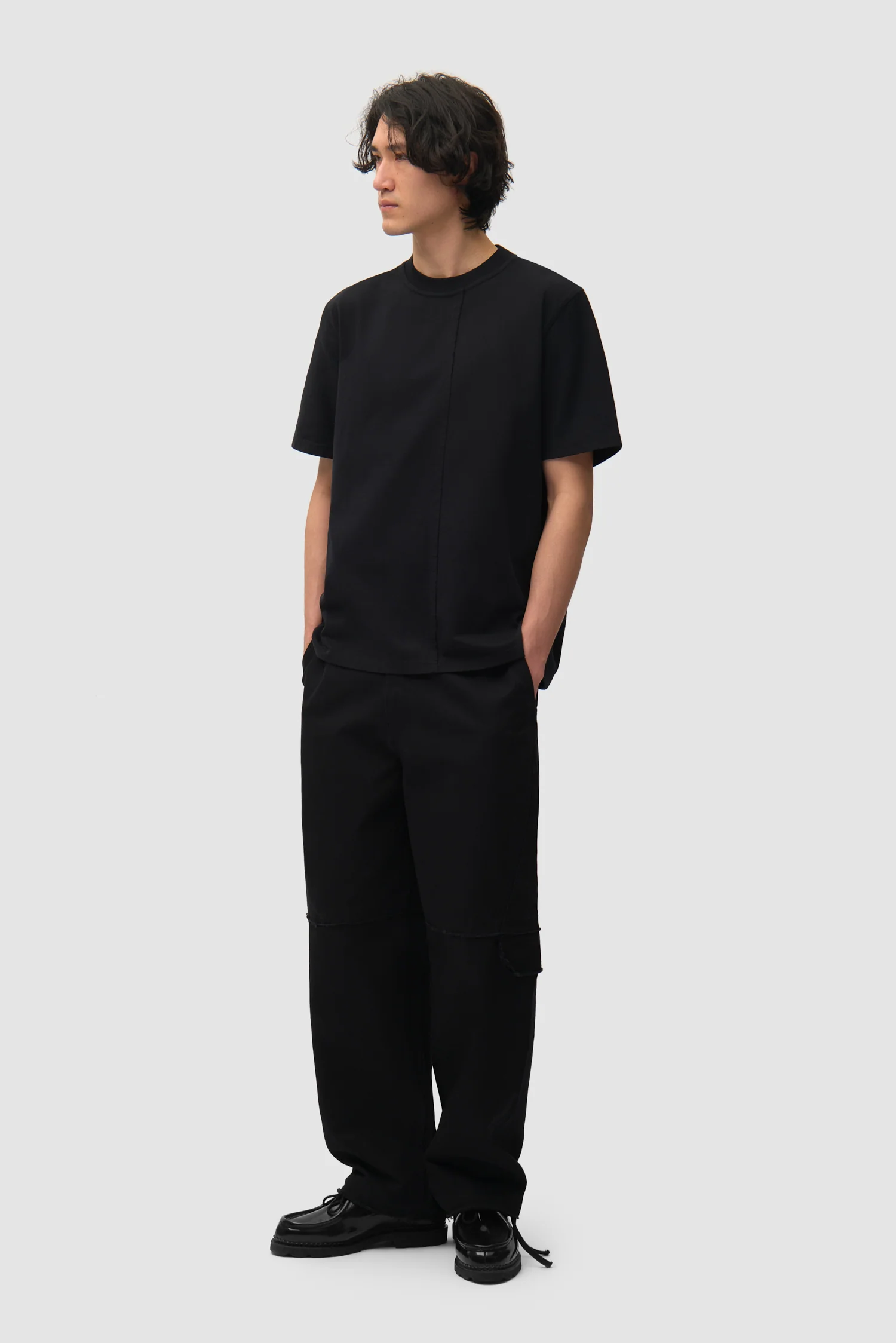 Antwerp/Seoul T-shirt - Black - Image 4
