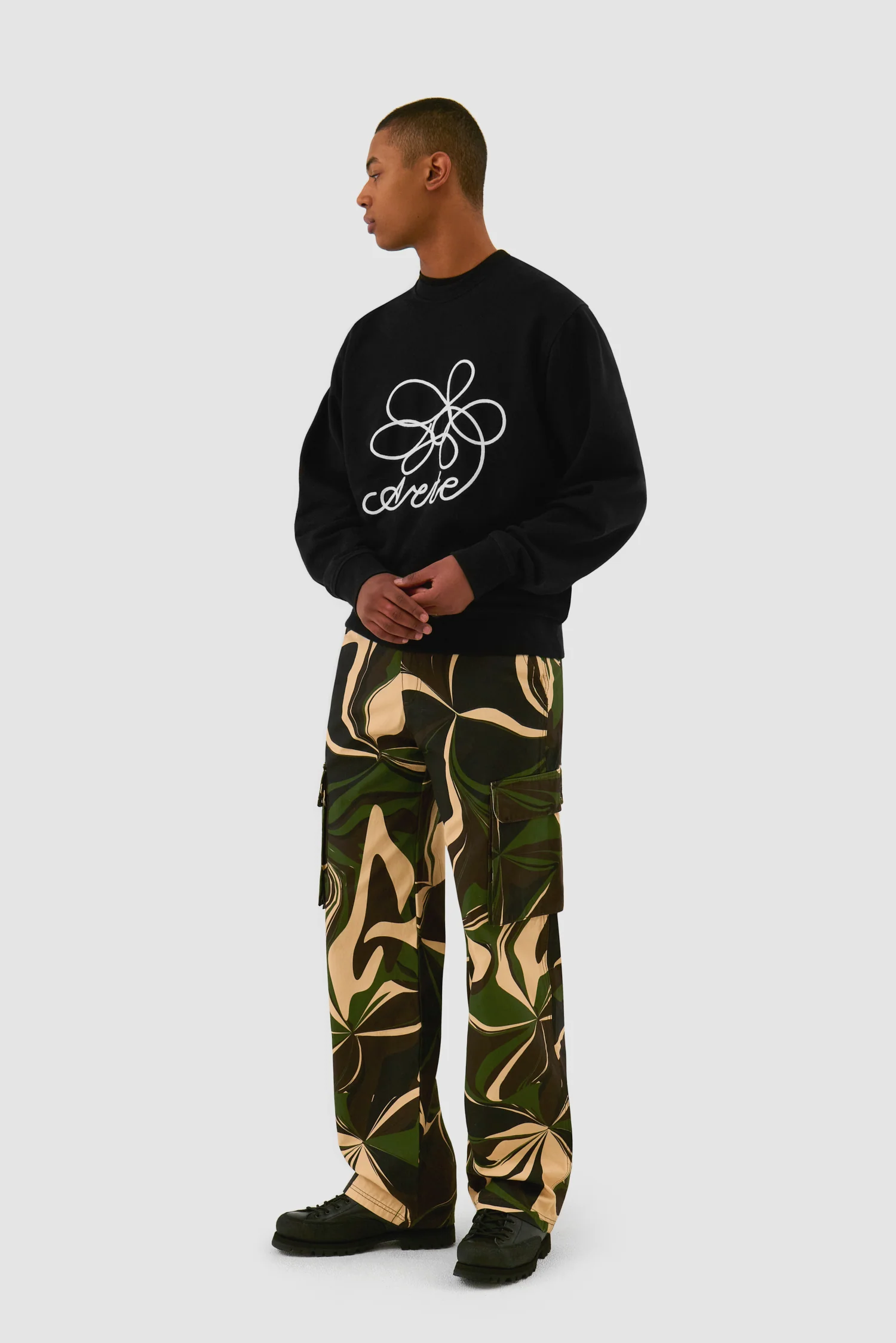 Flower Logo Crewneck - Black - Image 7