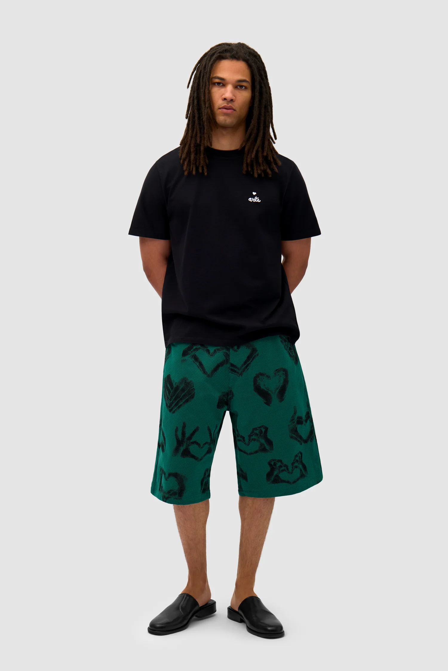 Hand Heart Shorts - Green - Image 5