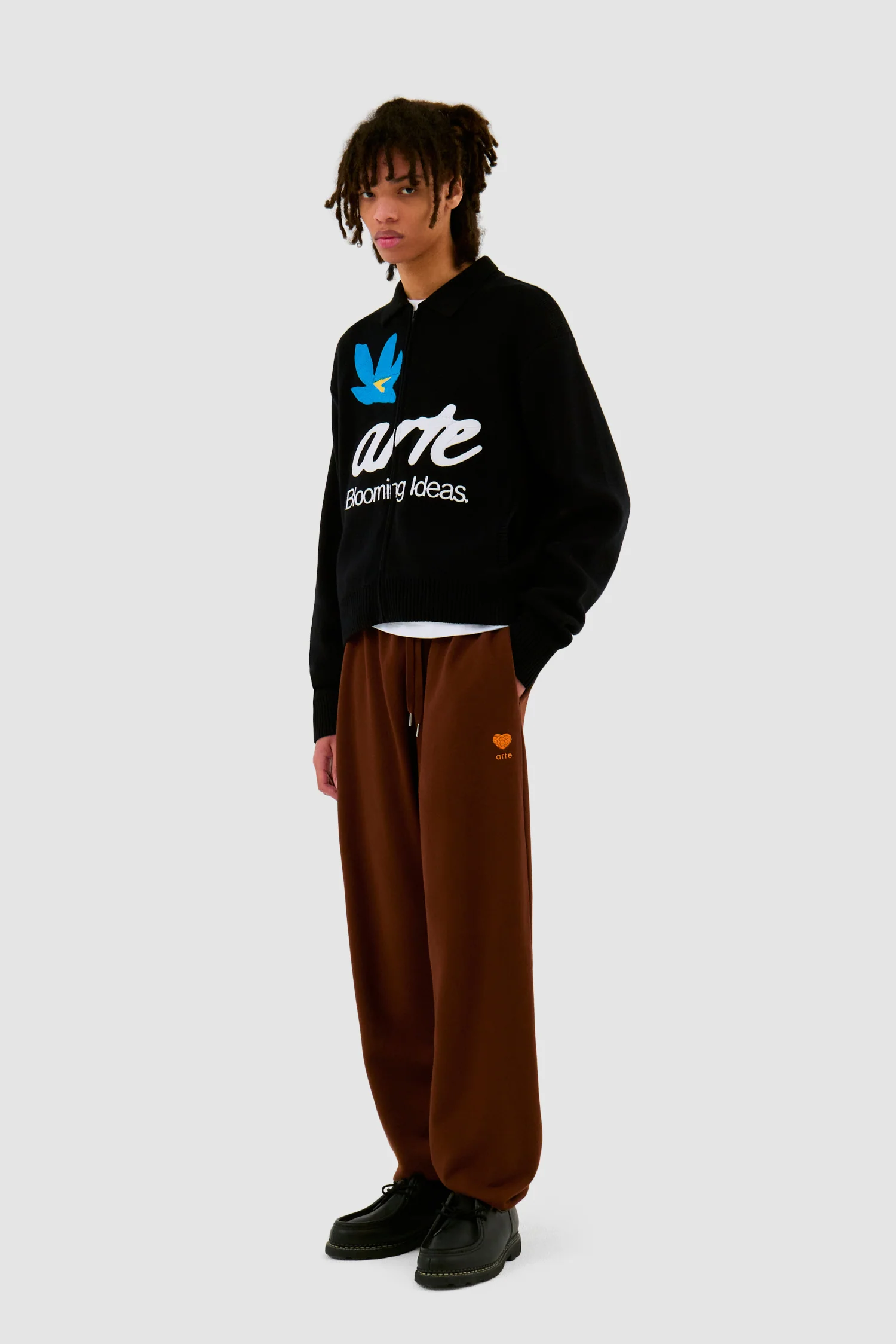 Heart Flower Sweat Pants - Brown - Image 5