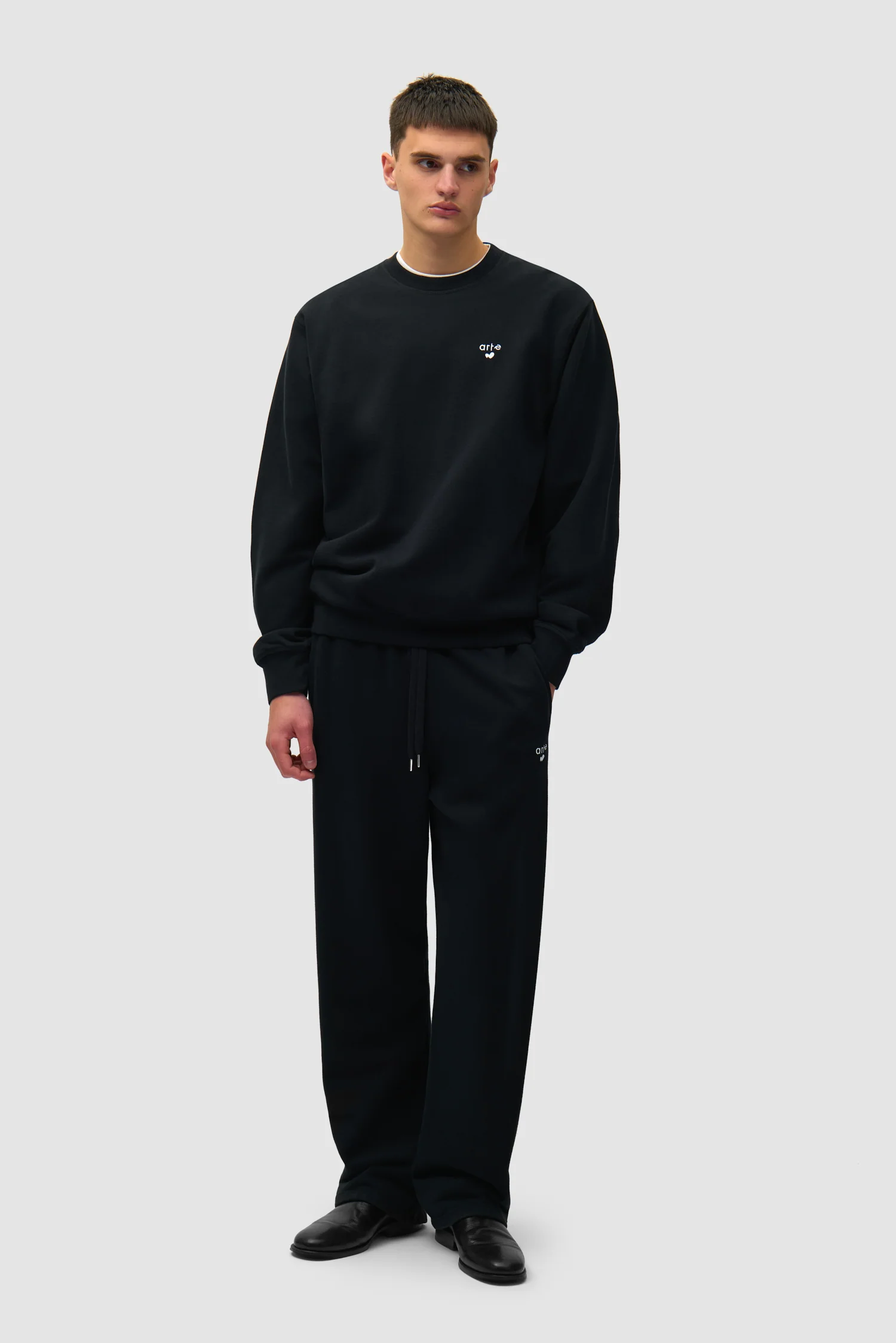 Heart Logo Crewneck - Black - Image 4