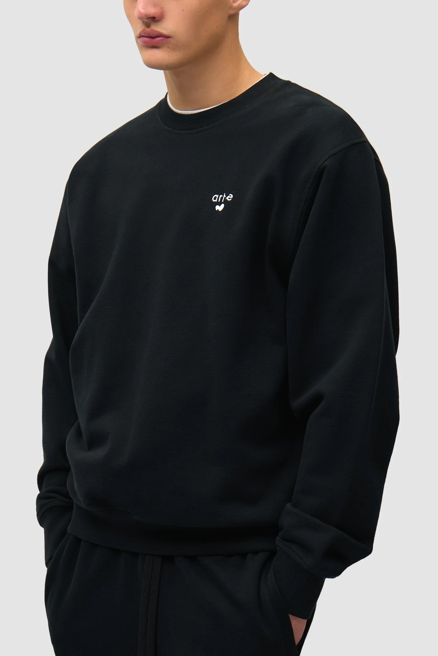 Heart Logo Crewneck - Black - Image 7