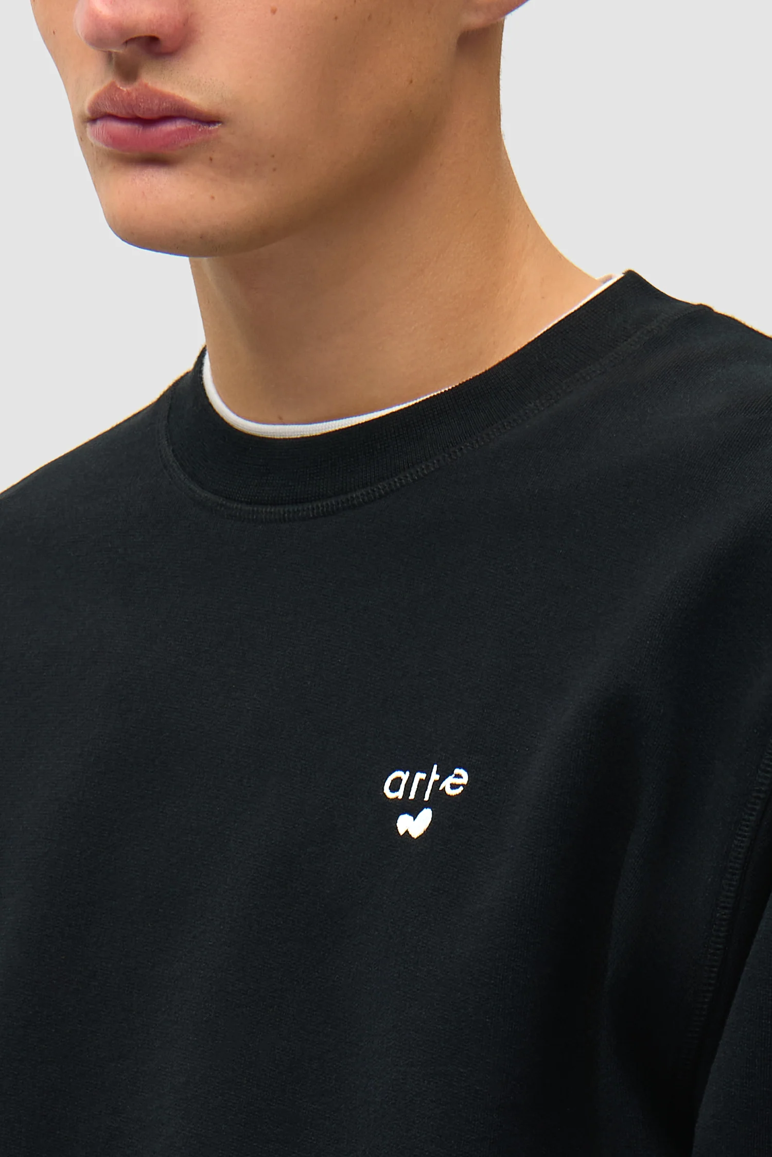 Heart Logo Crewneck - Black - Image 8