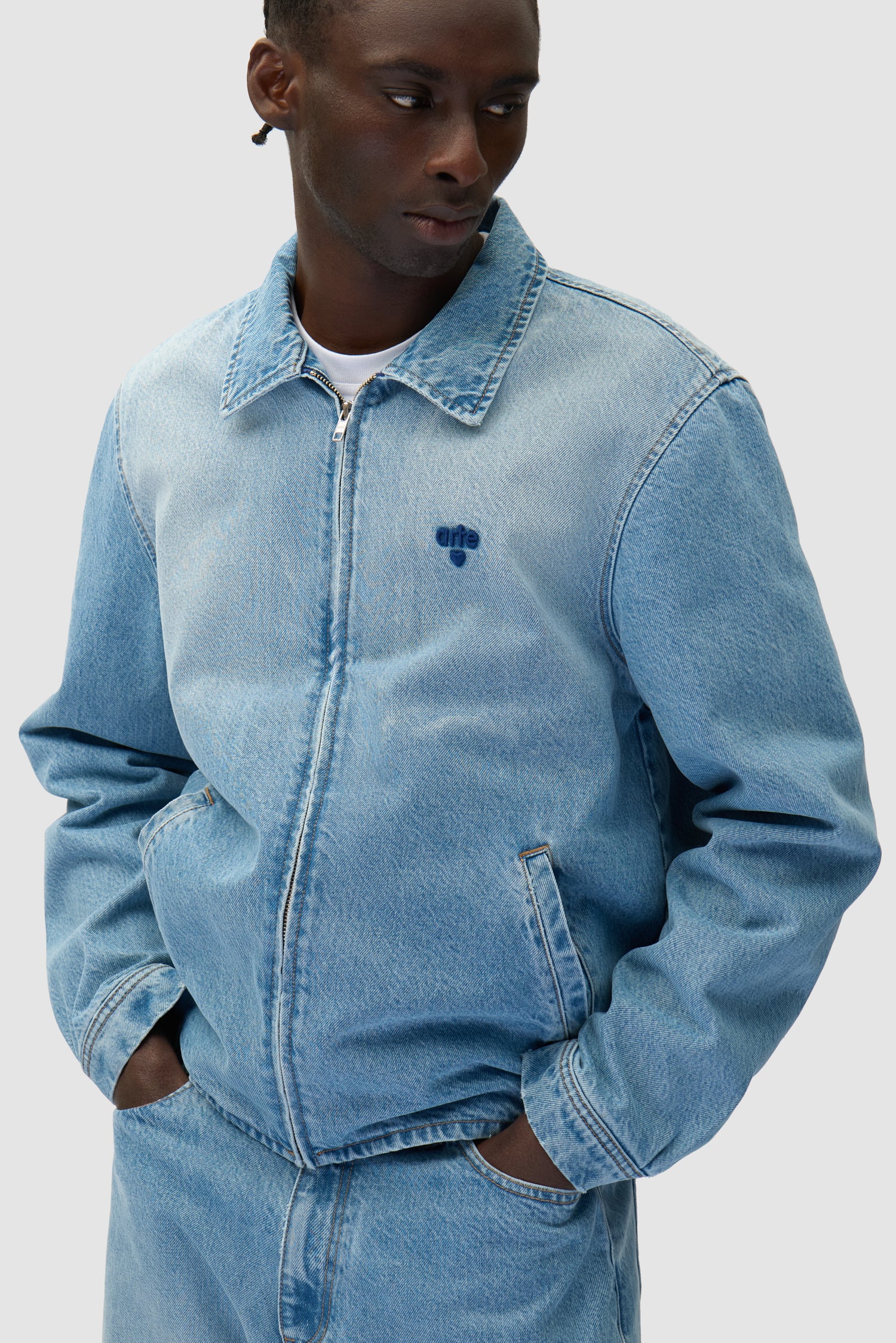 Heart Logo Jacket - Bleach - Image 7