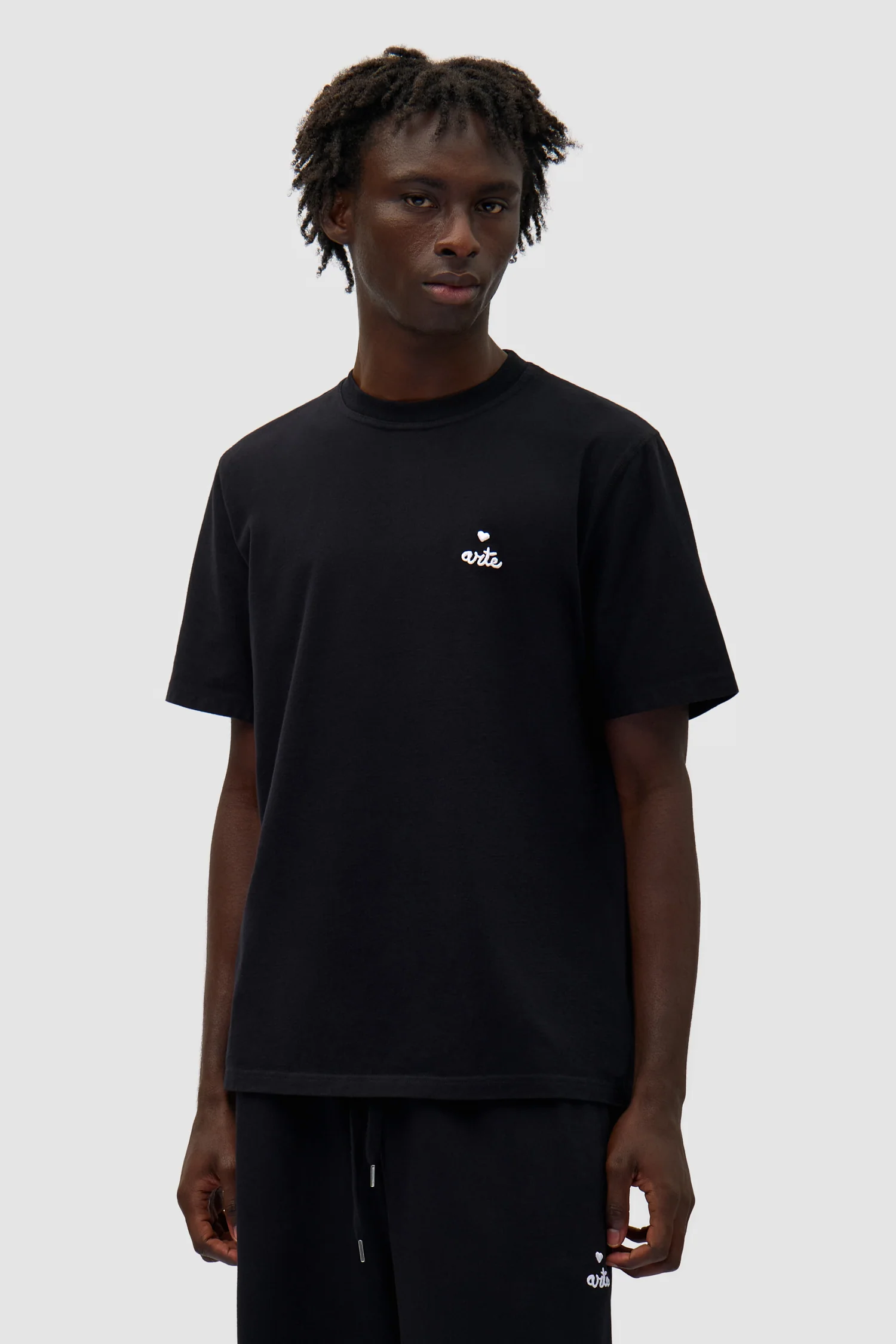 Heart Logo T-shirt - Black - Image 2