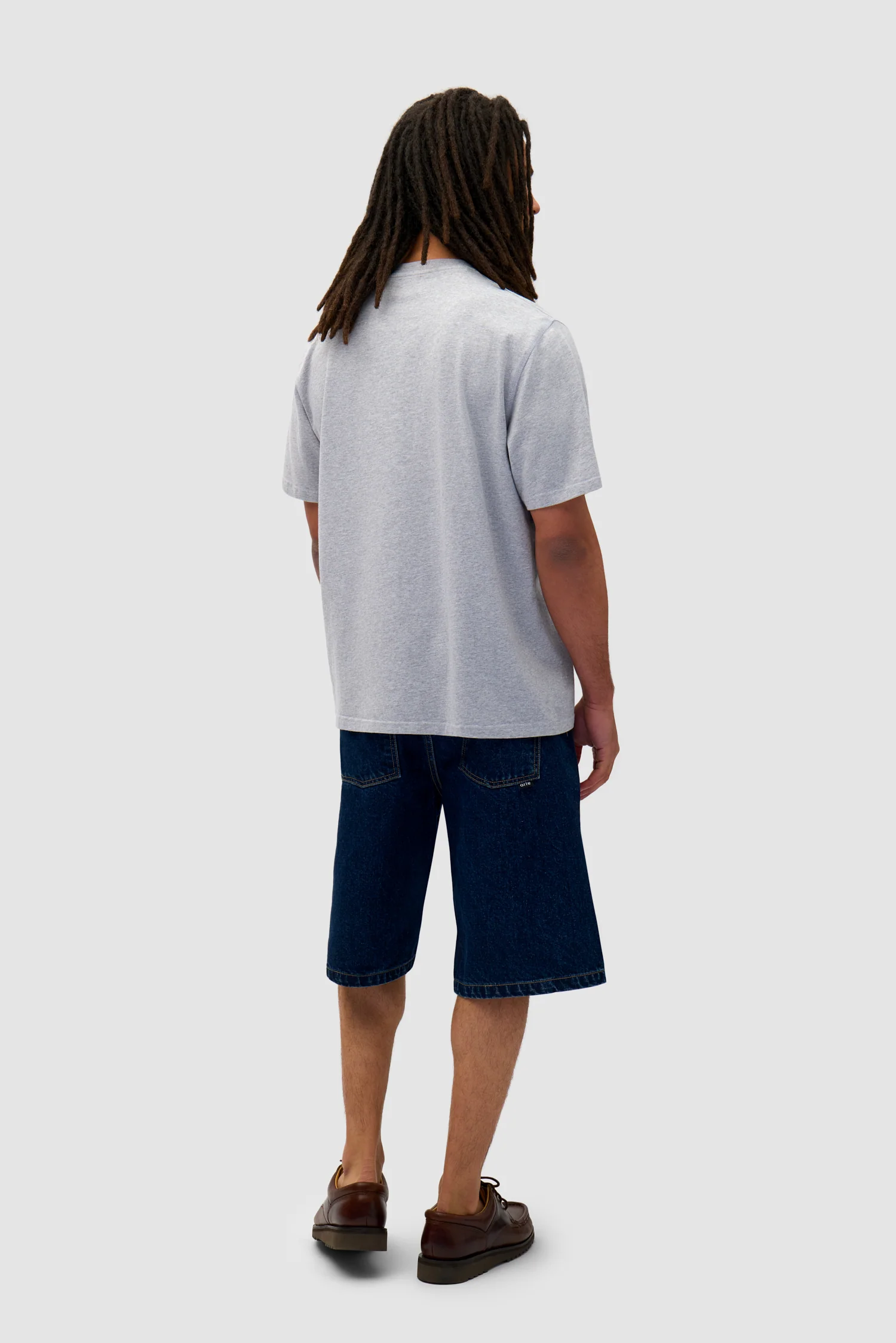 Heart Logo T-shirt - Grey - Image 6