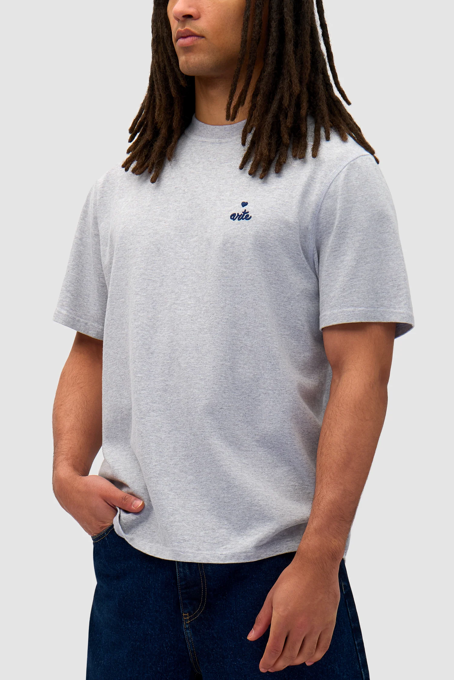 Heart Logo T-shirt - Grey - Image 7