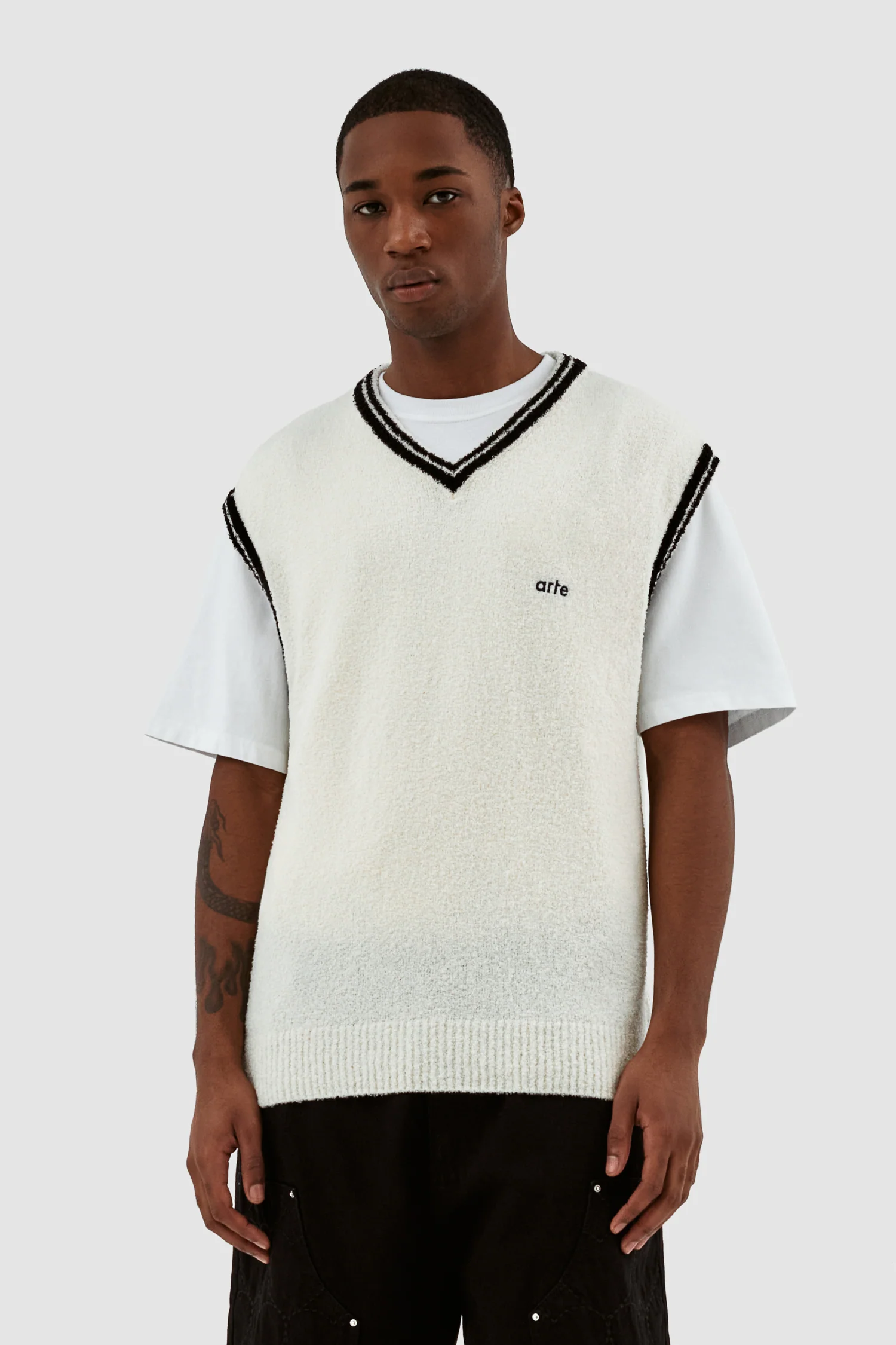 Karl Logo Vest - White - Image 2