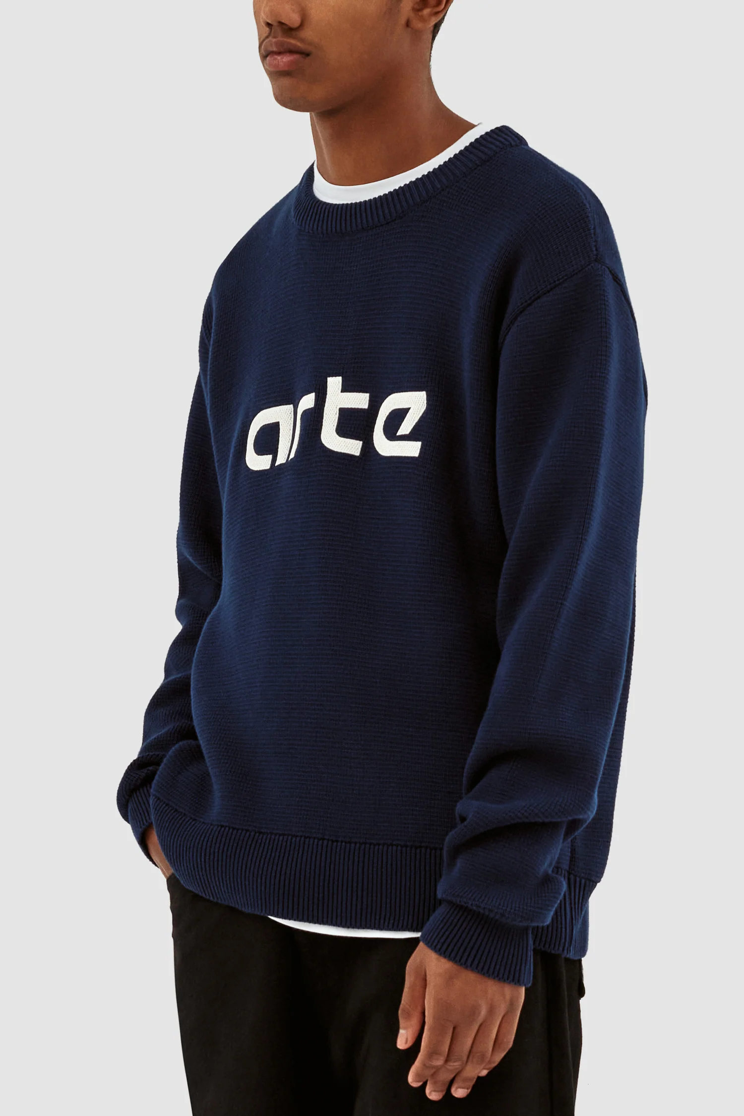 Kris Logo Sweater - Navy - Image 7