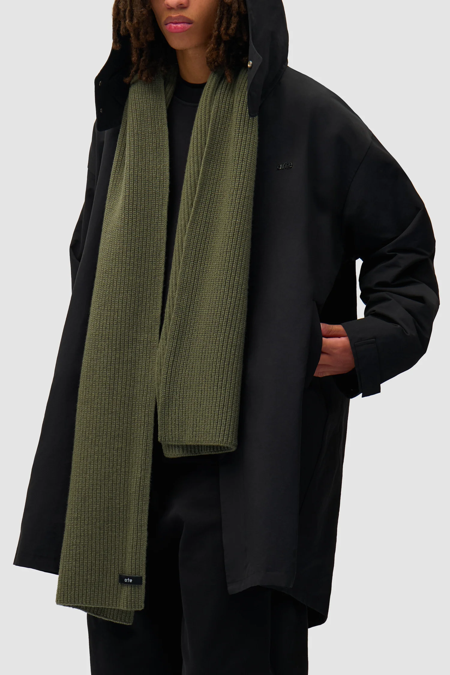 Label Scarf - Dark Green - Image 4