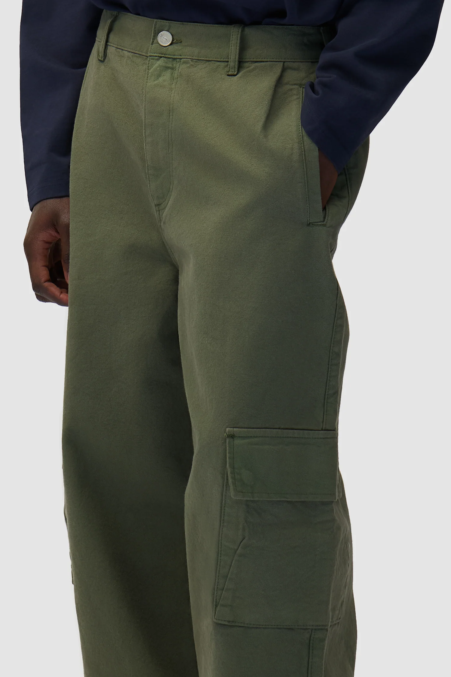 Low Cargo Pants - Green - Image 8