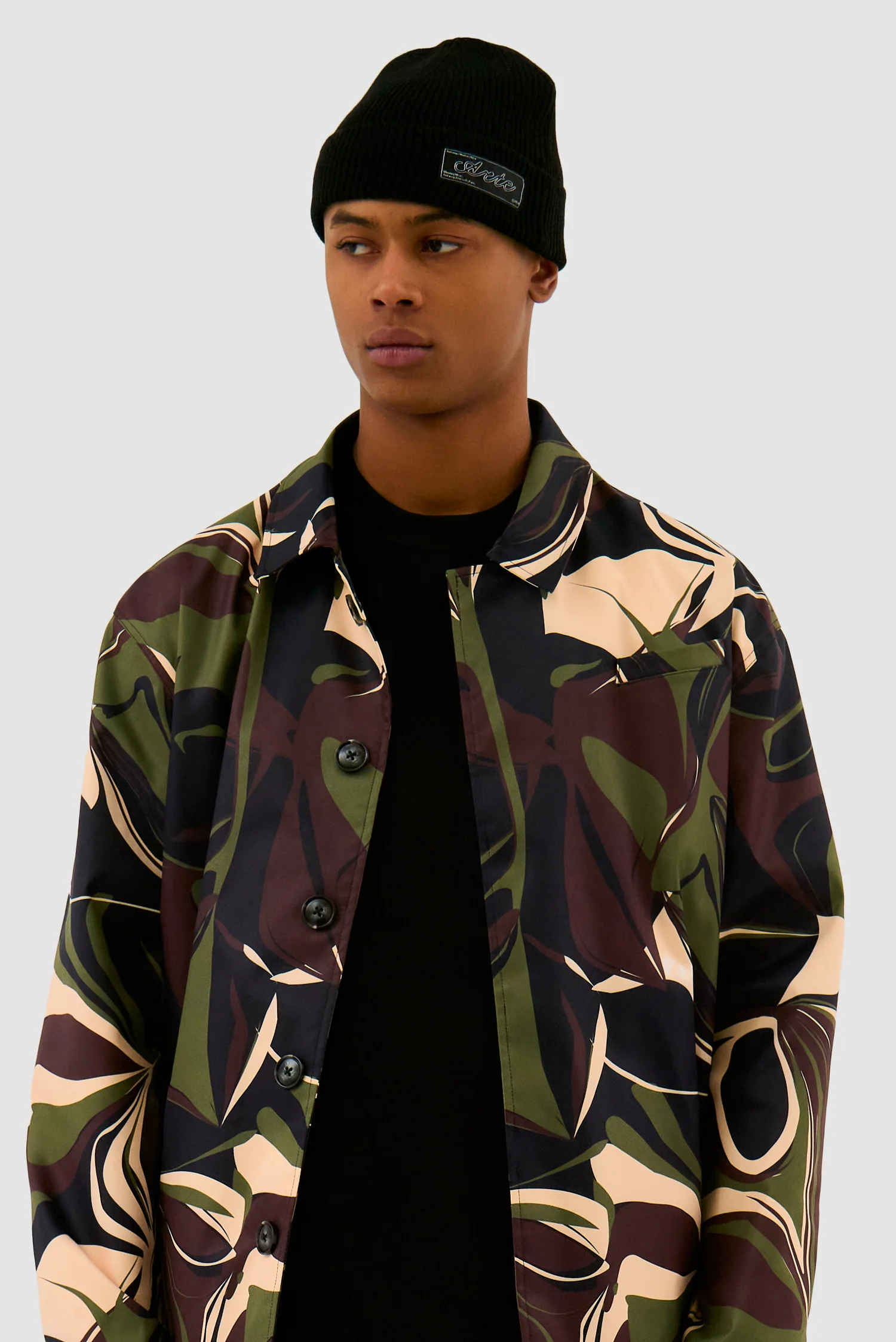 Woven Label Beanie - Black - Image 3