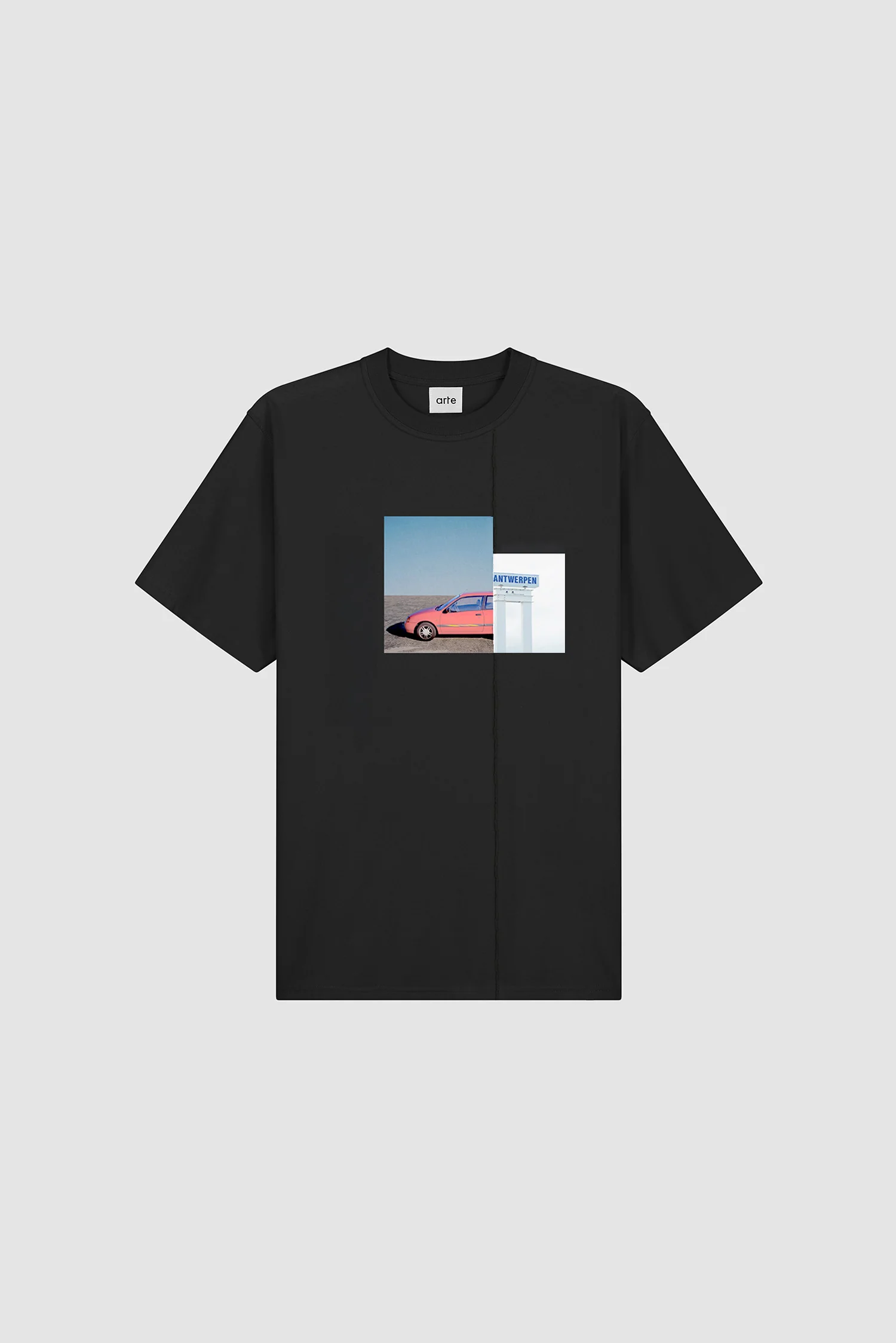 Photo T-shirt - Black - Image 9