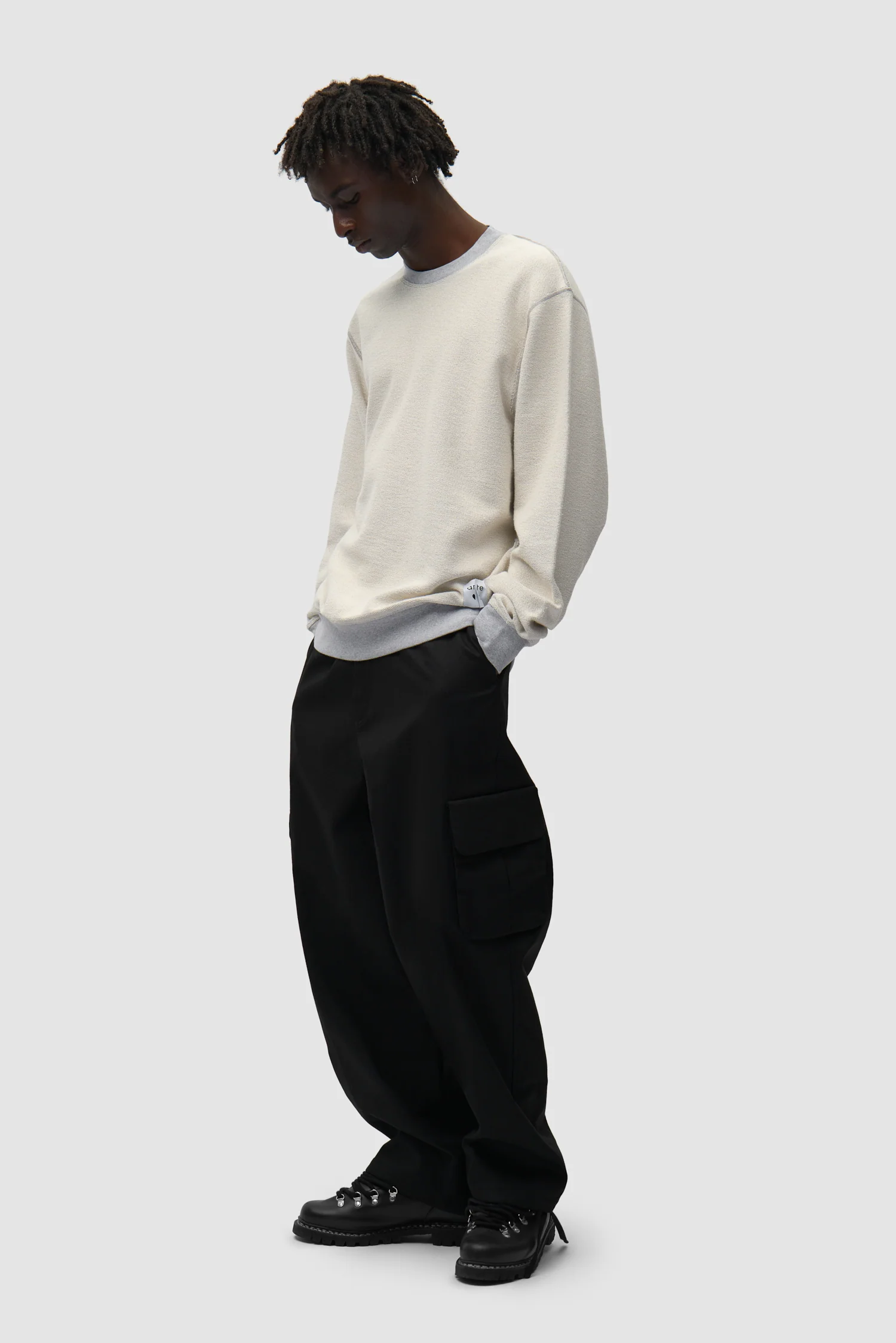 Reversible label Crewneck - Grey - Image 7