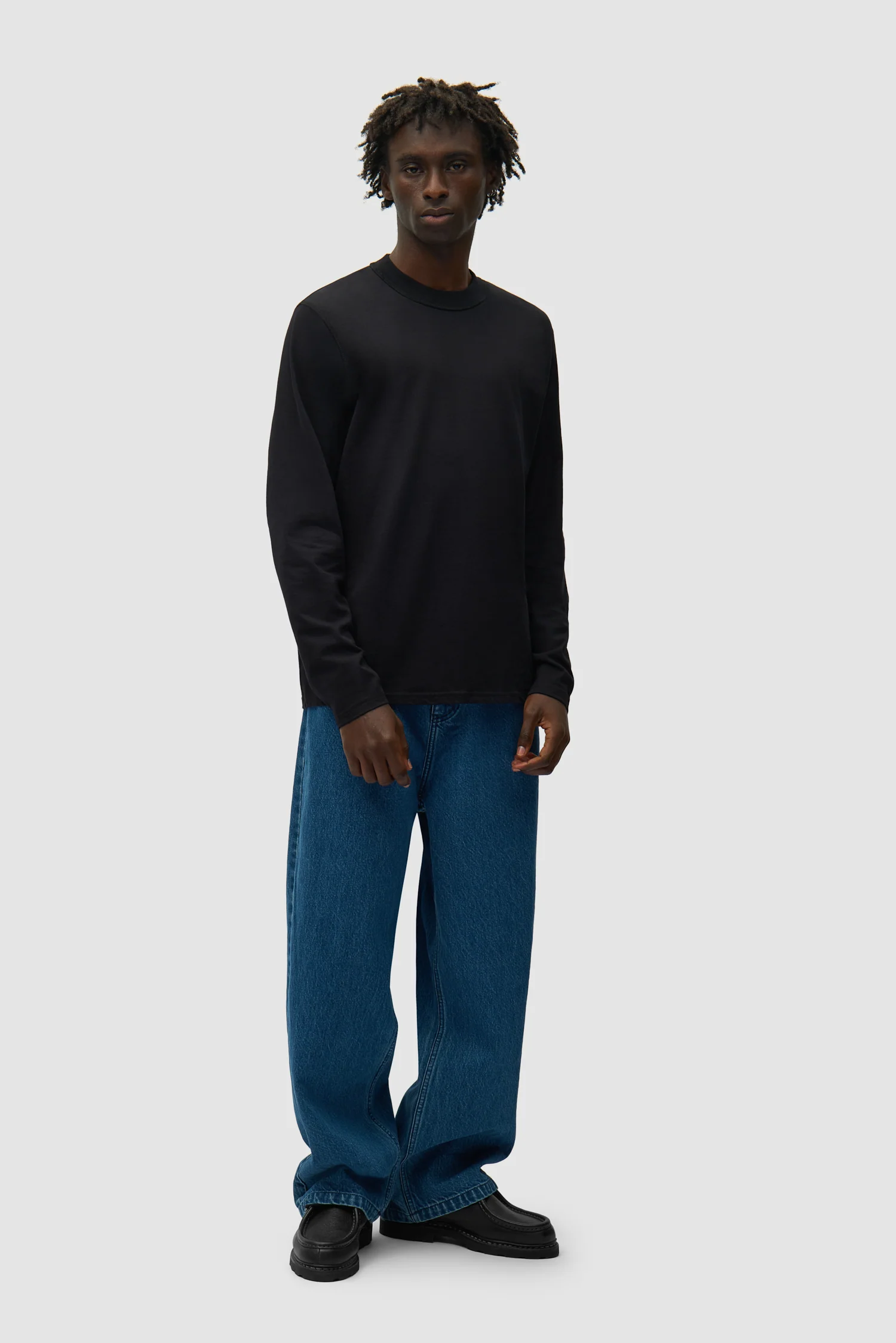 Reversible label Longsleeve - Black - Image 12