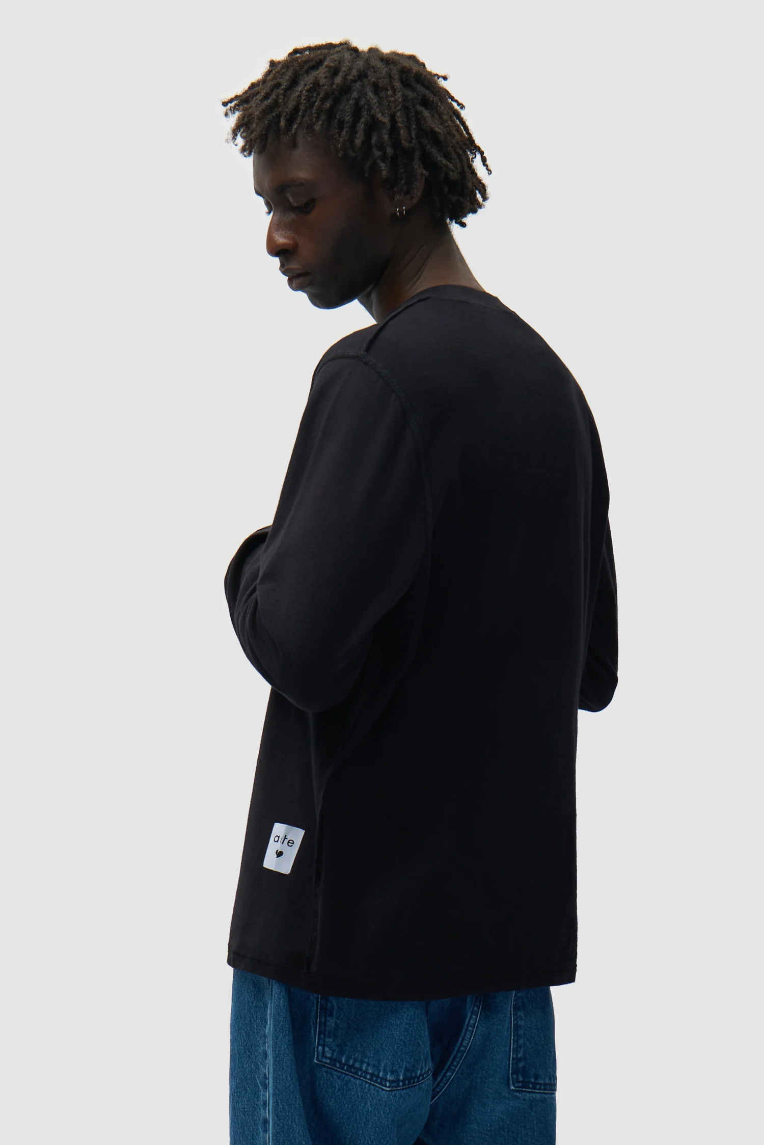Reversible label Longsleeve - Black - Image 3