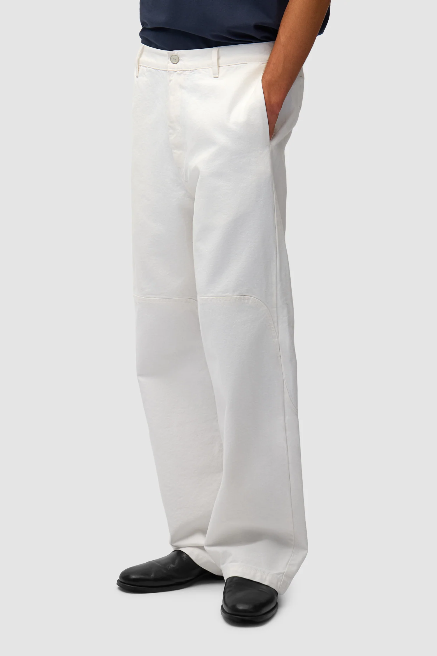 Round Knee Cut Pants - White - Image 3