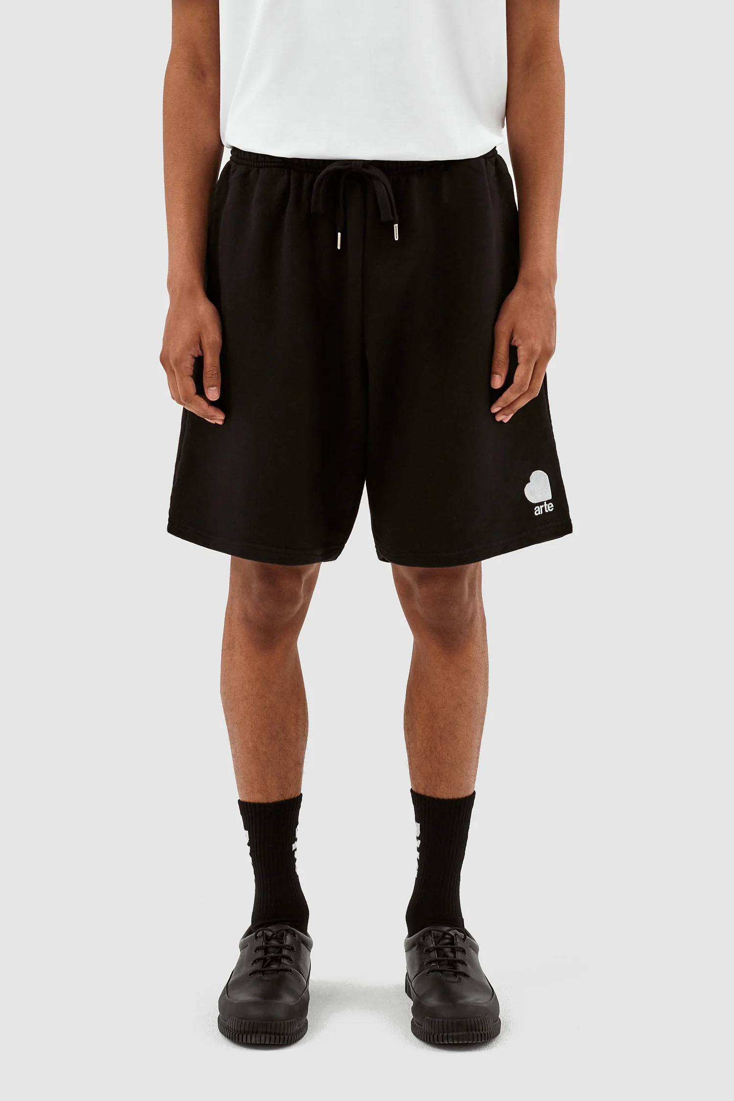 Seppe Shorts - Black - Image 2