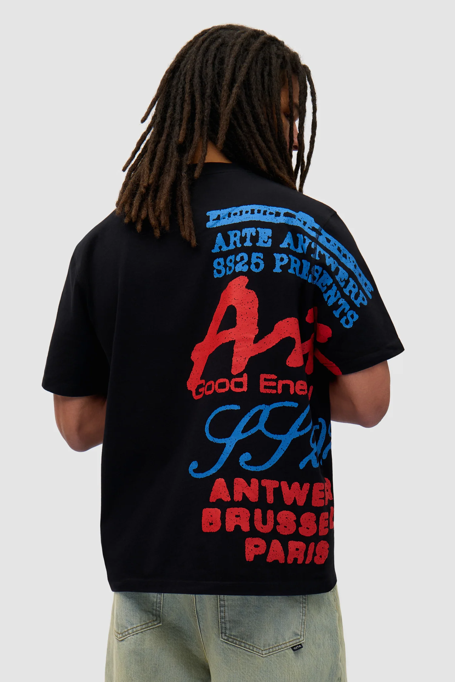 Side Print T-shirt - Black - Image 2