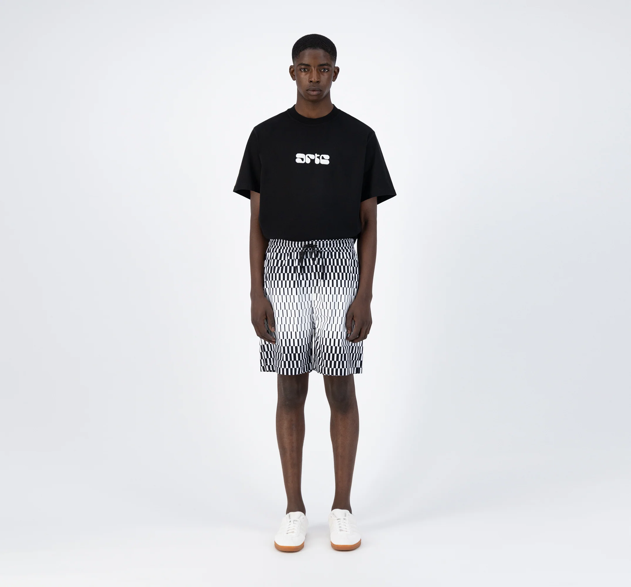 Soto Retan Shorts - Black/White - Image 4