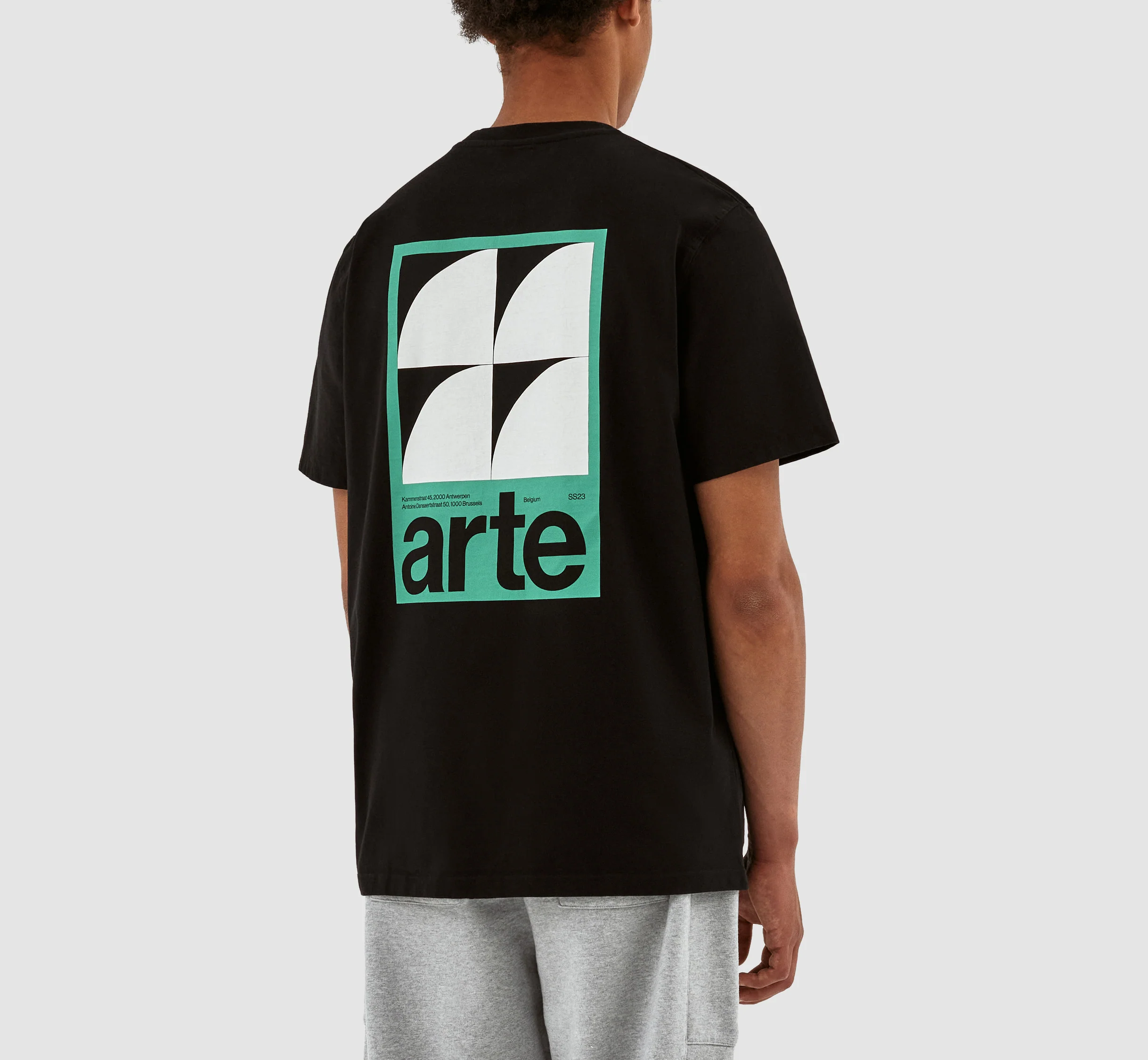 Taut Back G Print T-shirt - Black - Image 4