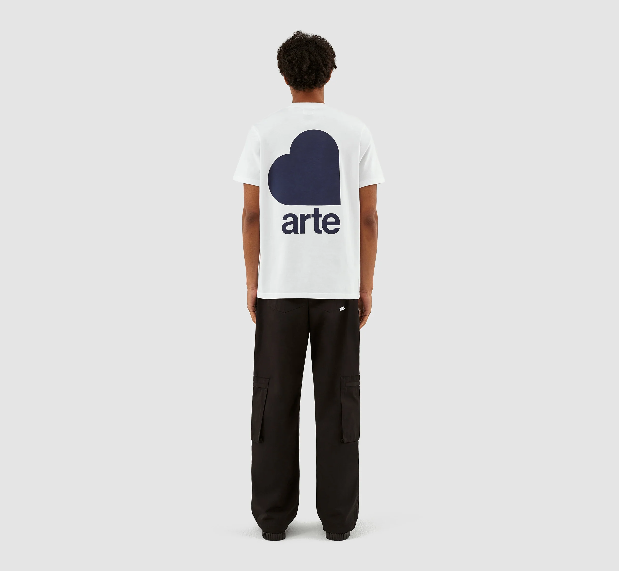 Taut Back Heart T-shirt - White - Image 5